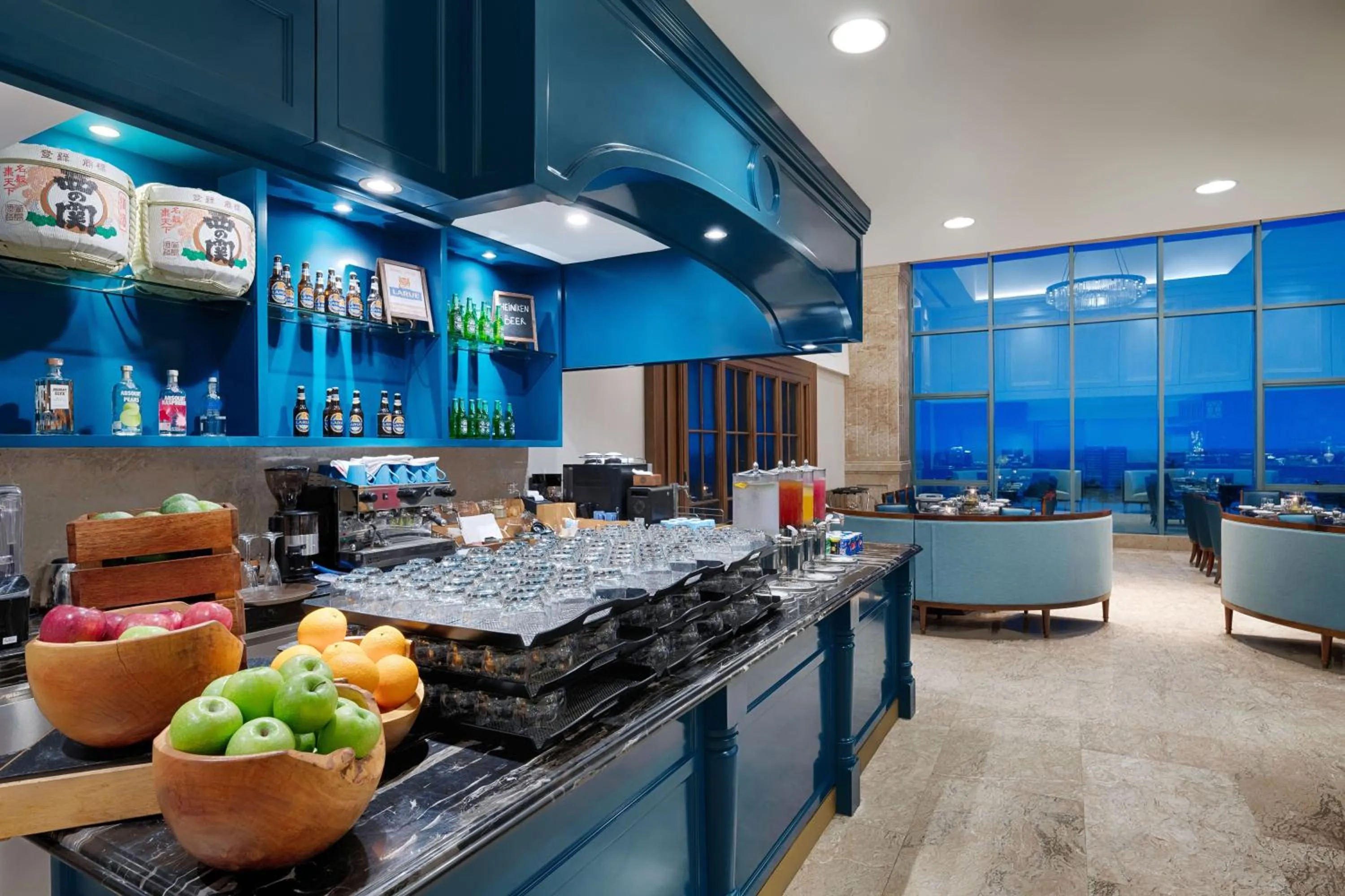 Food and drinks in Four Points by Sheraton Danang