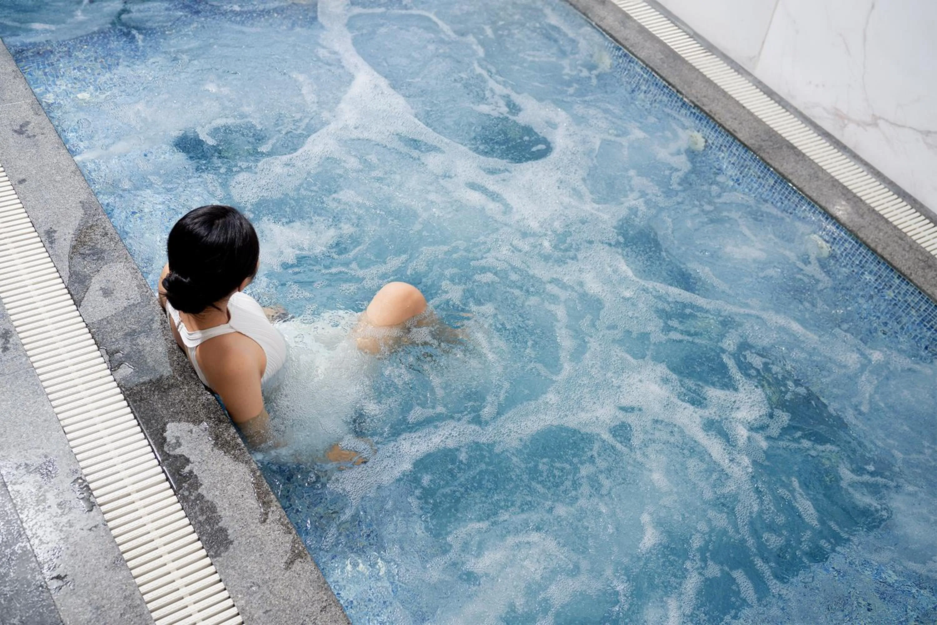 Hot Tub in Four Points by Sheraton Danang