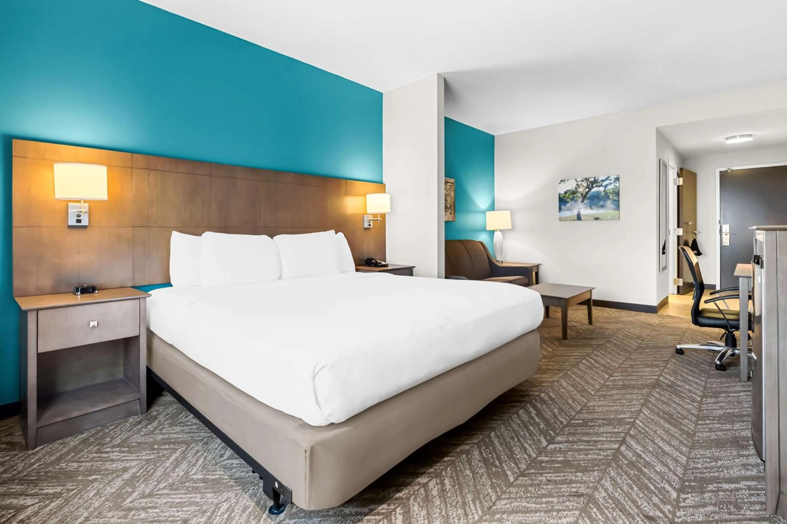 Bedroom, Bed in Best Western Plus Bolivar Hotel & Suites