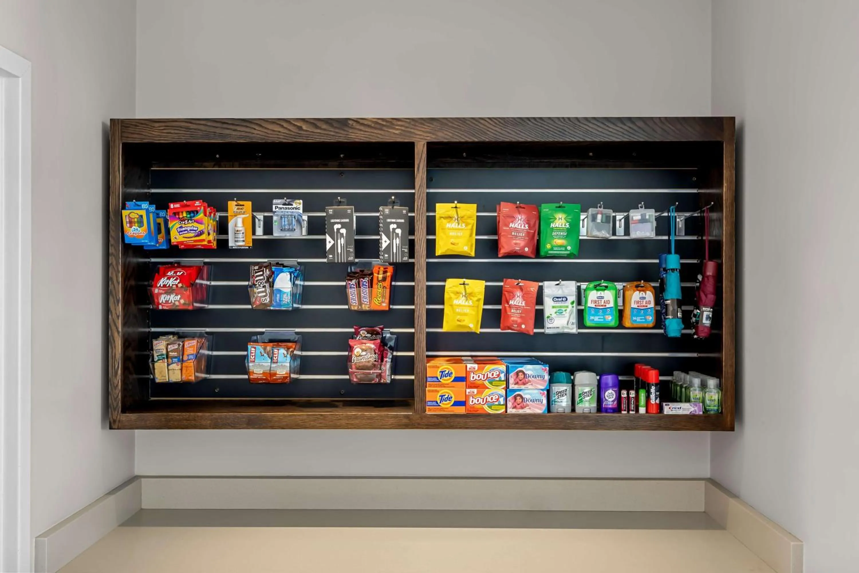 Property building in Best Western Plus Bolivar Hotel & Suites