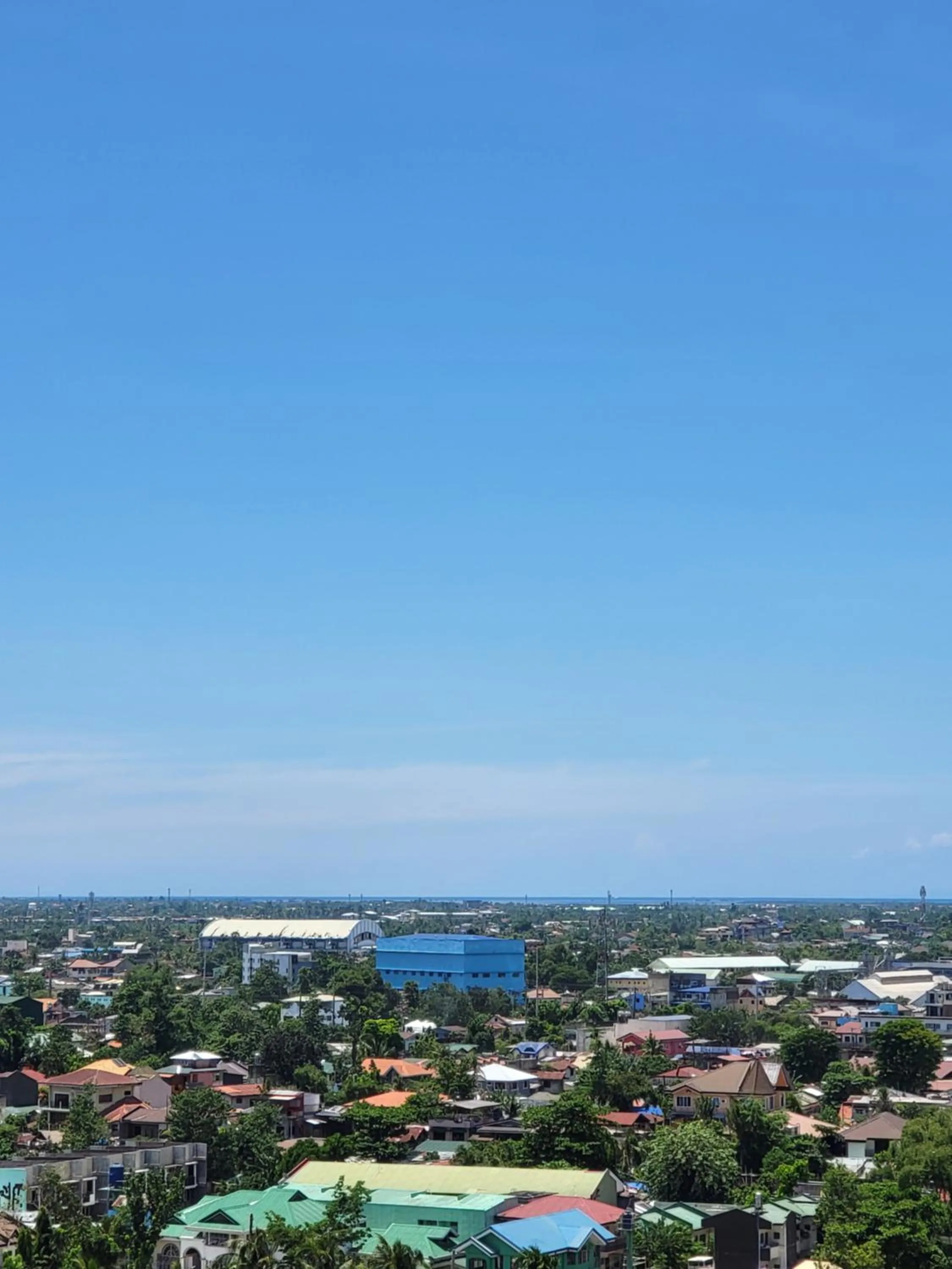City view in Sempre Premier Inn - MACTAN AIRPORT HOTEL