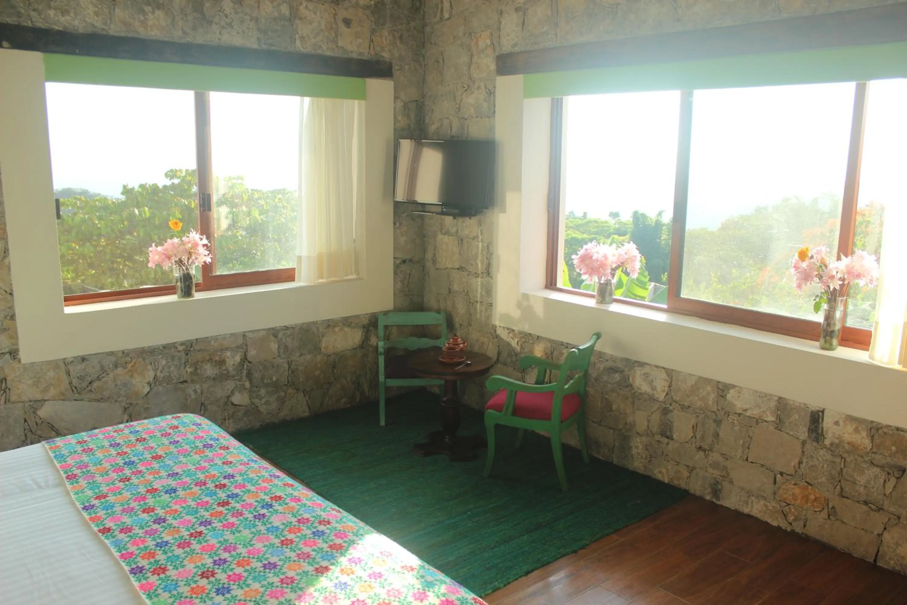 Spring in Hotel Boutique La Casona de Don Porfirio