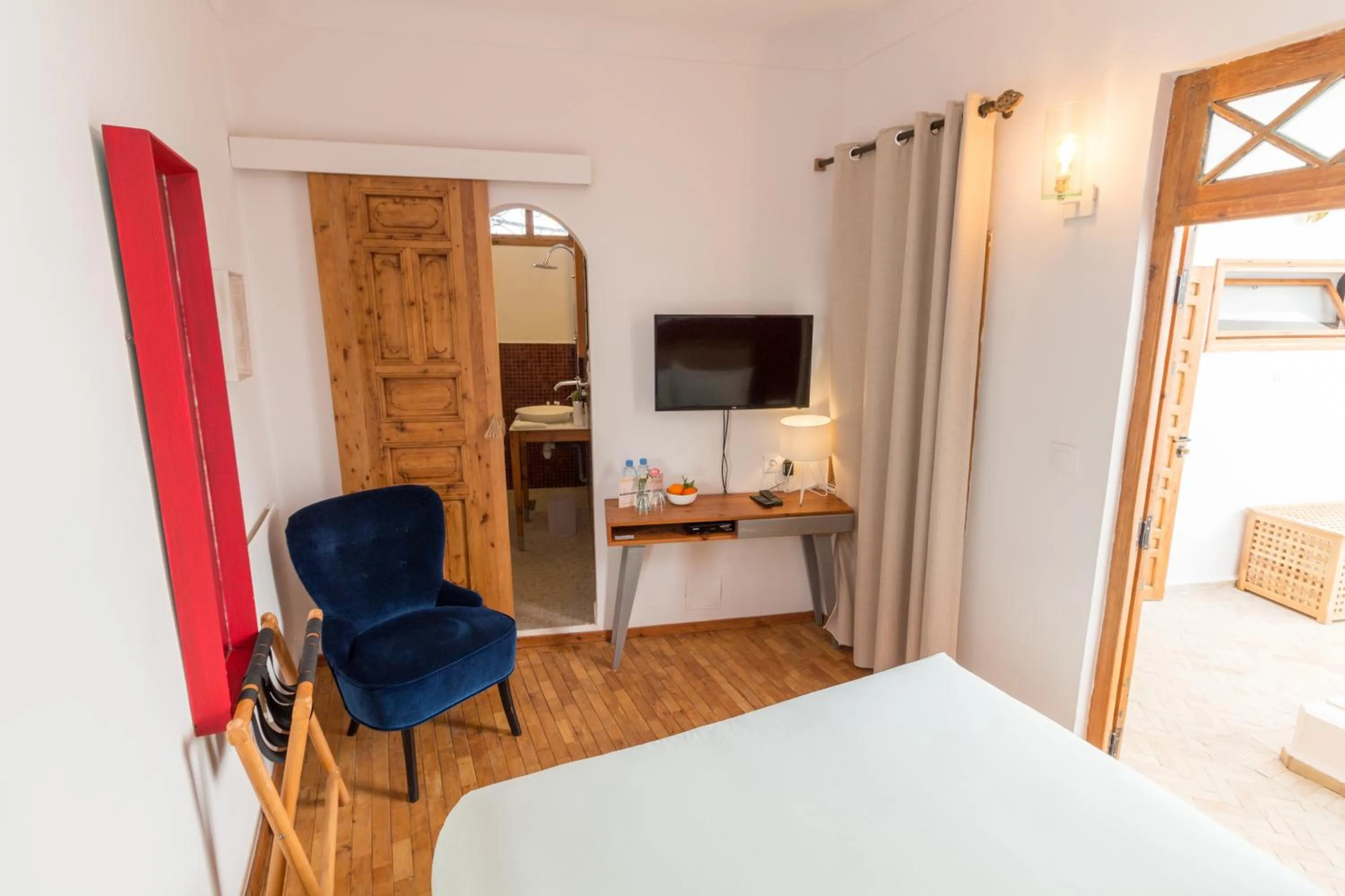 Photo of the whole room, Bed in Dar Korsan