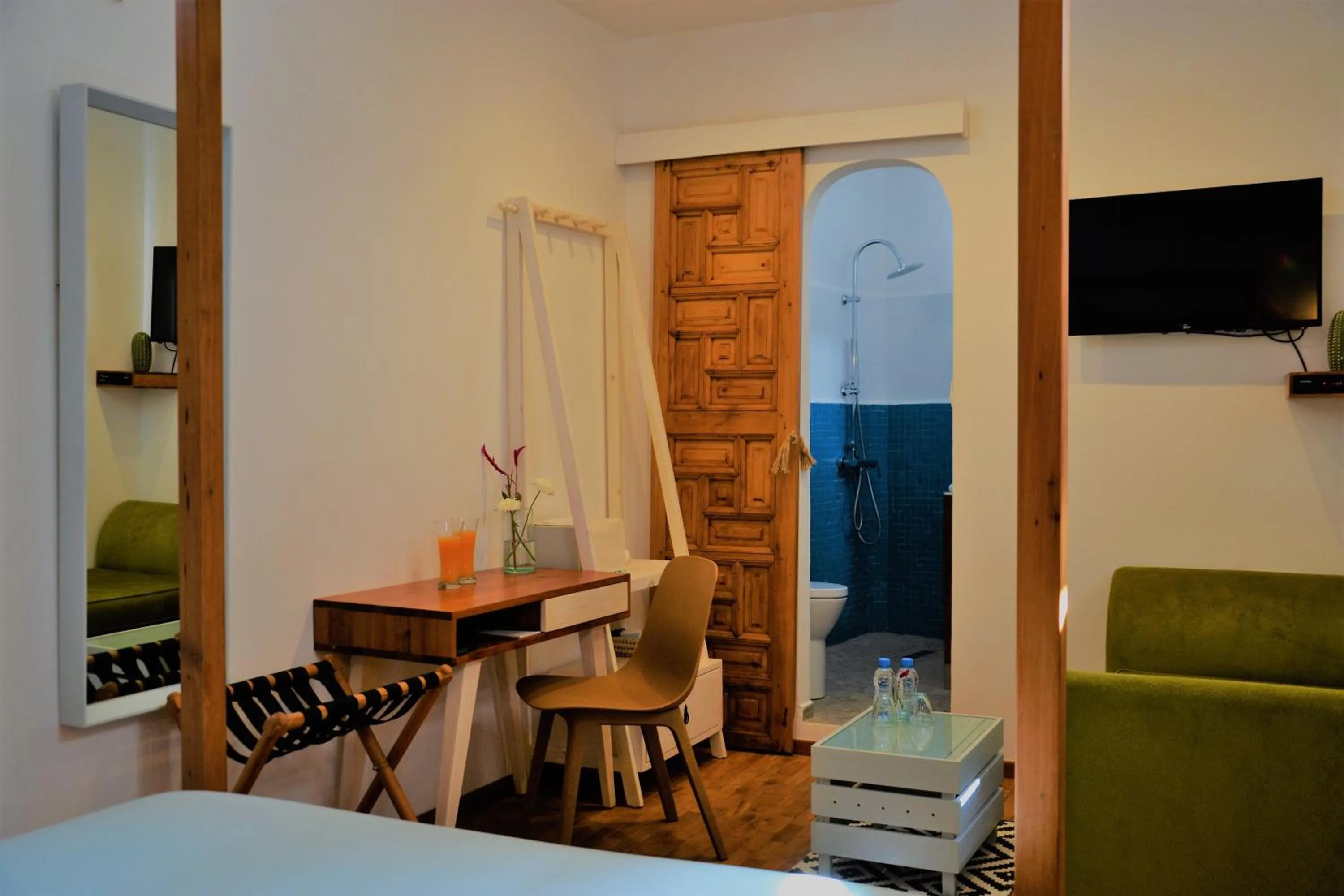 Photo of the whole room in Dar Korsan