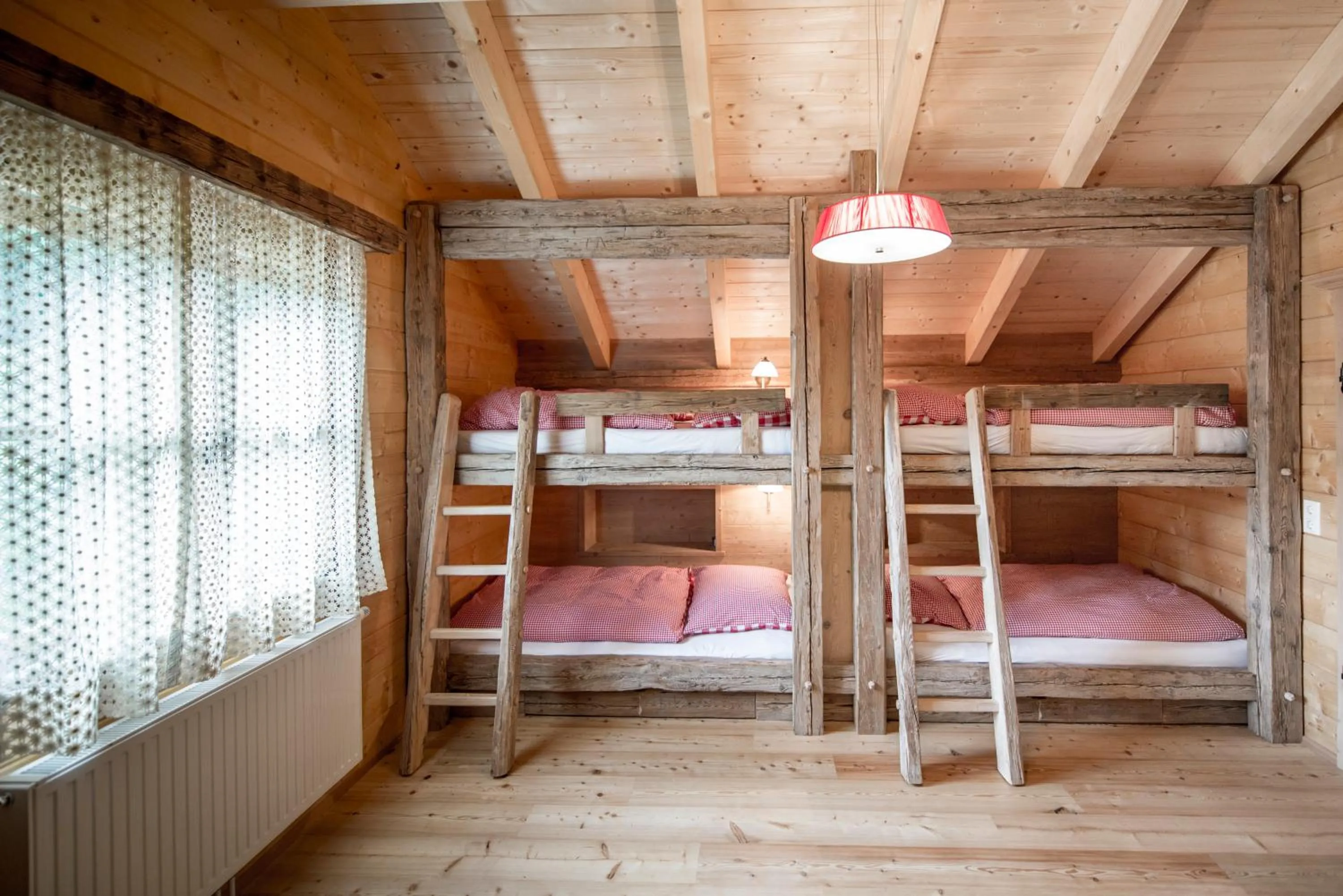 Photo of the whole room in Bergchalet Kuhgraben