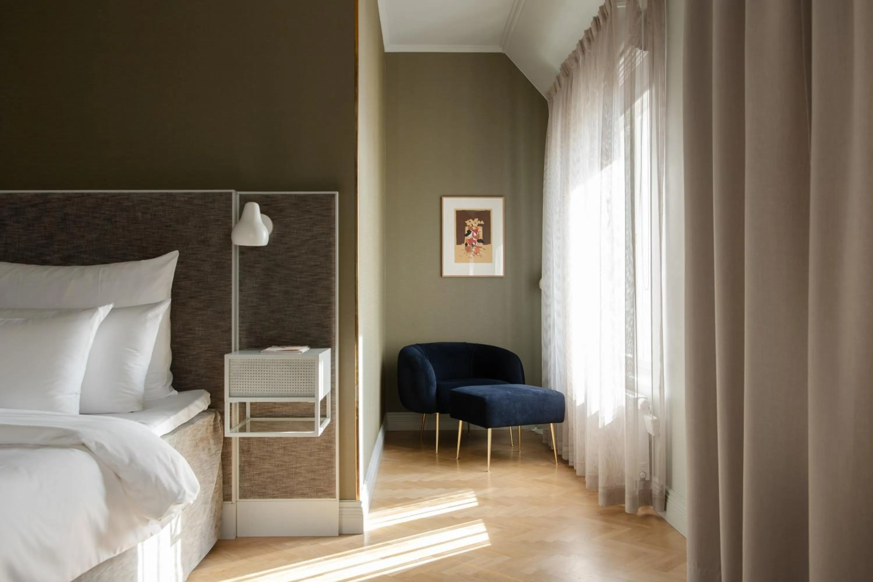 Bedroom, Bed in Hotel St. George Helsinki