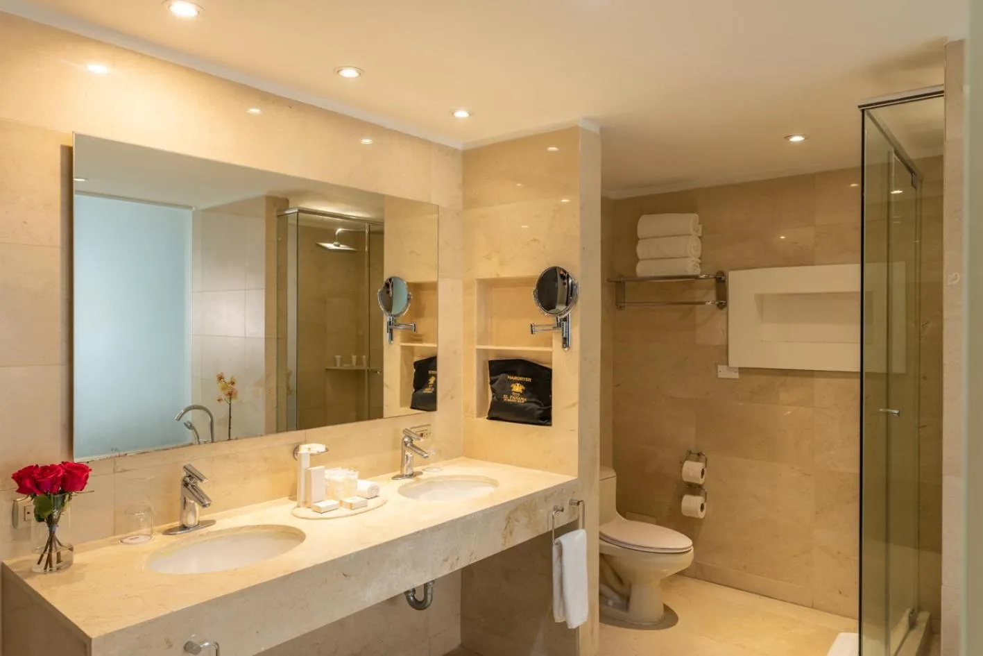 Bathroom in Hotel El Panama by Faranda Grand, a member of Radisson Individuals