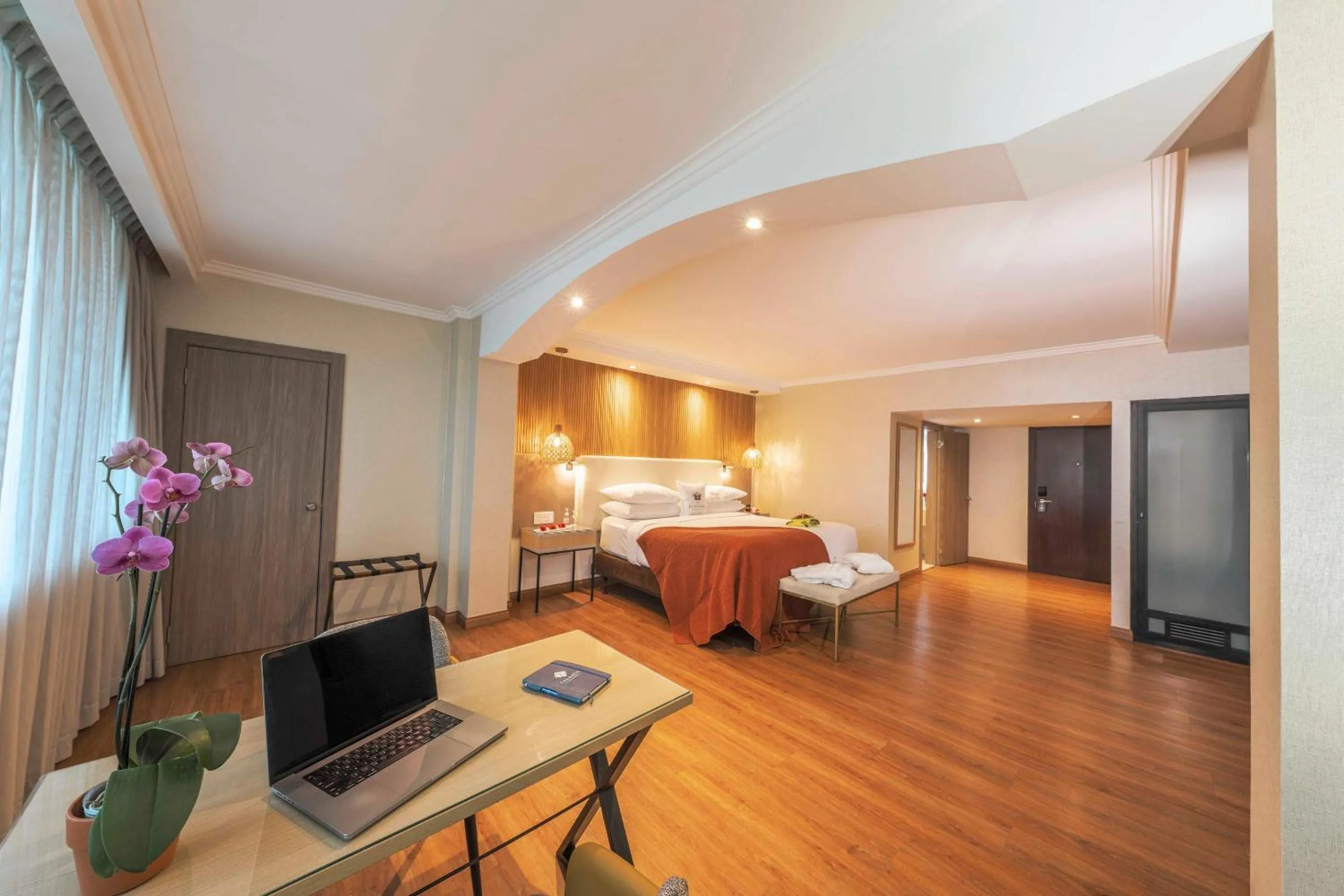 Bedroom, Bed in Hotel El Panama by Faranda Grand, a member of Radisson Individuals