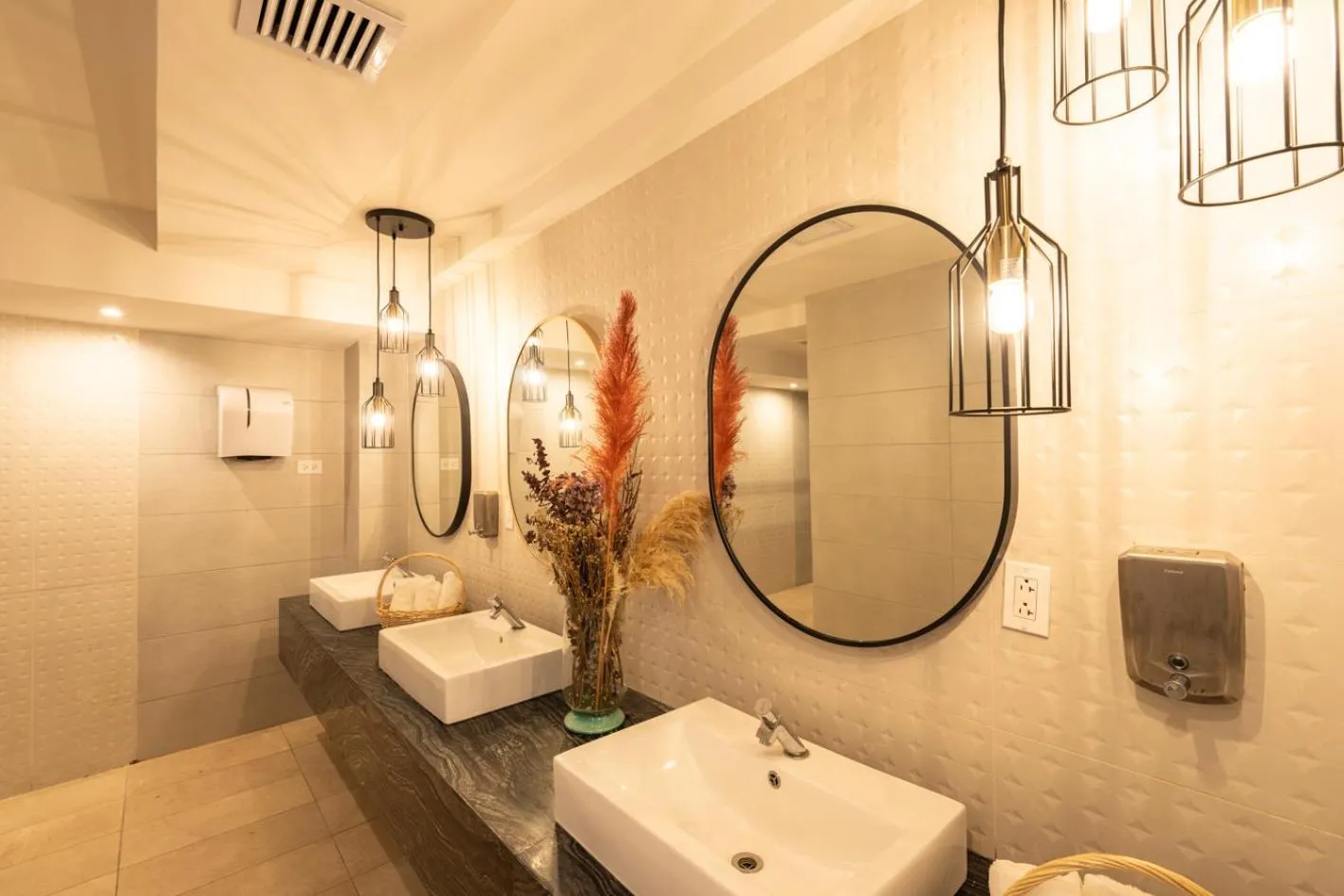 Bathroom in Hotel El Panama by Faranda Grand, a member of Radisson Individuals