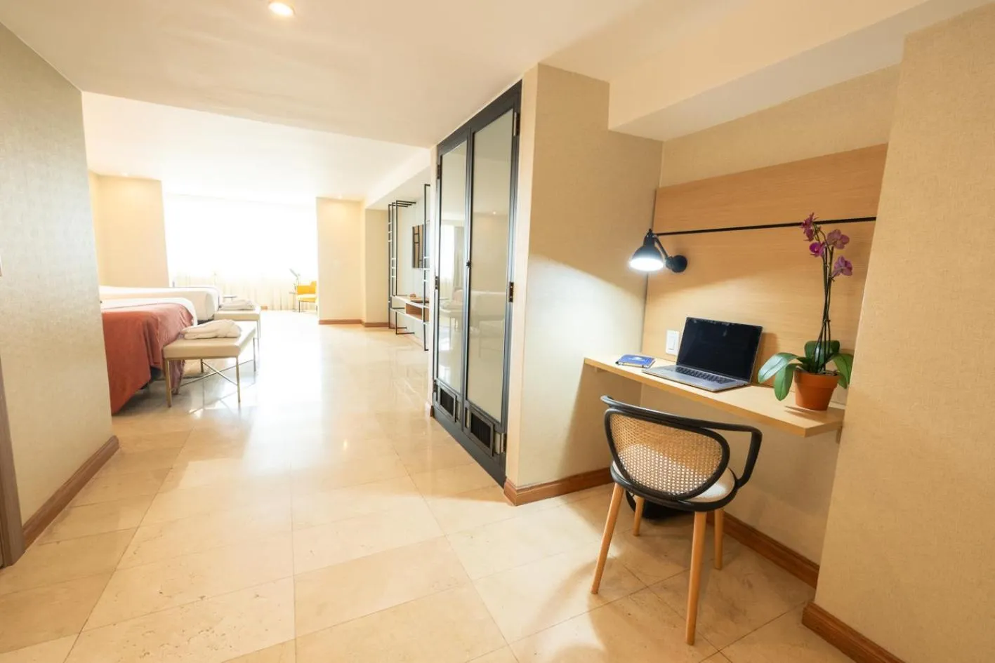 Seating area in Hotel El Panama by Faranda Grand, a member of Radisson Individuals