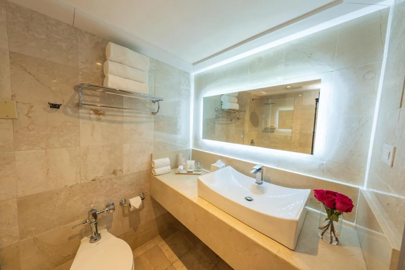 Bathroom in Hotel El Panama by Faranda Grand, a member of Radisson Individuals