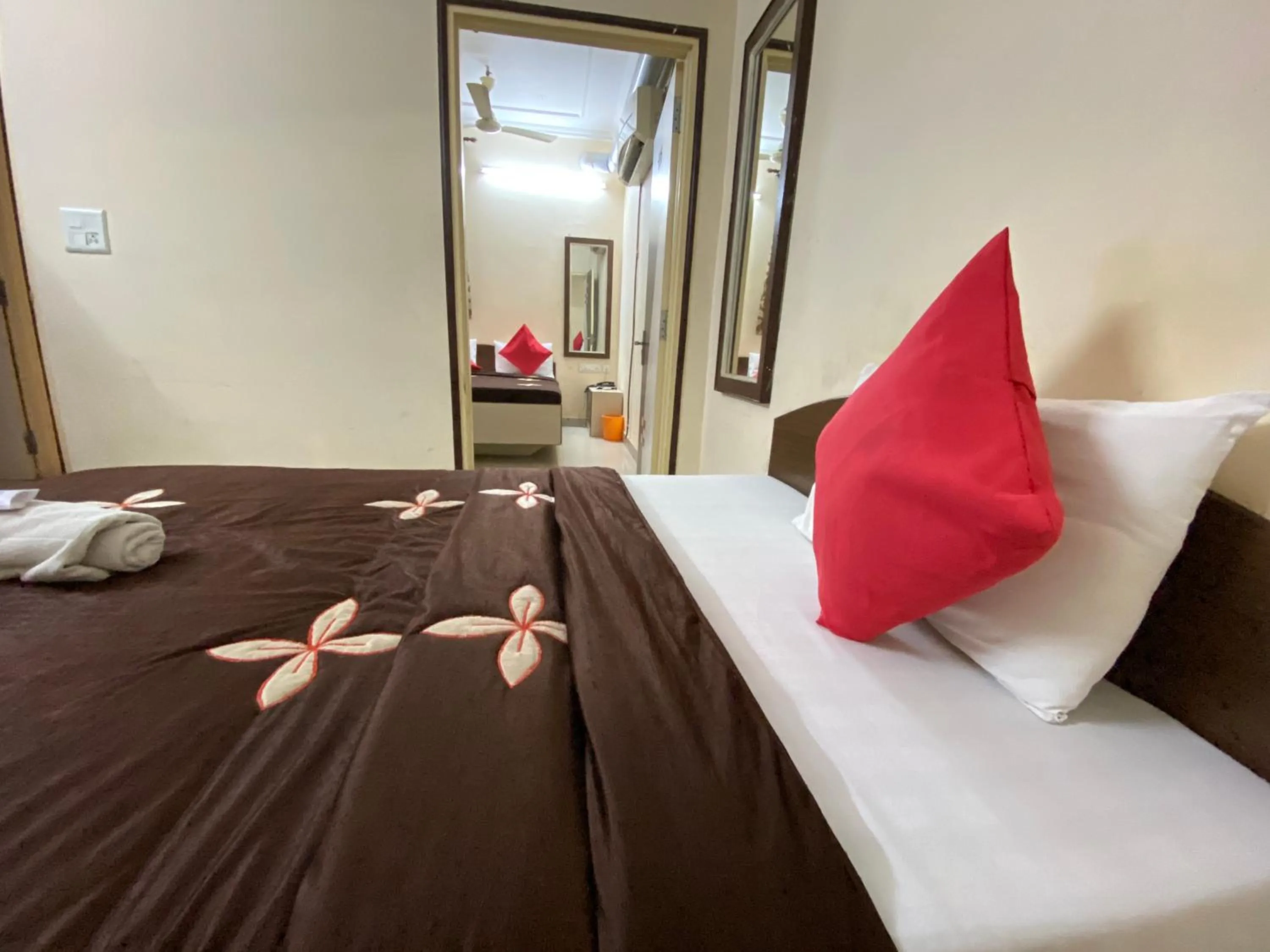 Photo of the whole room, Bed in Hotel Bony Sunrise