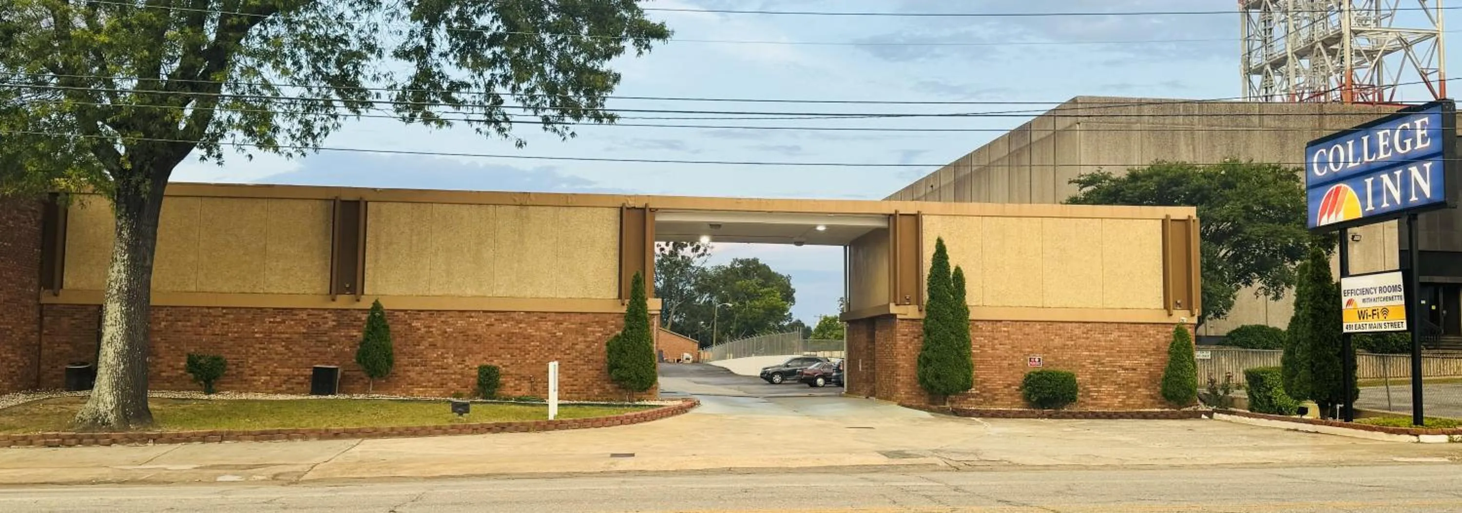 Street view in College Inn Spartanburg