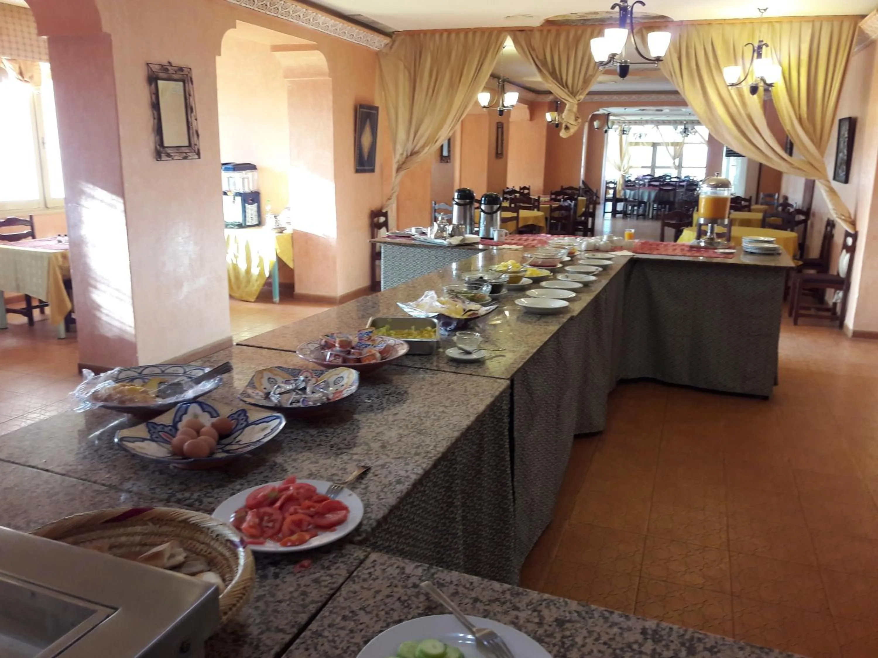 Buffet breakfast in Hotel Saghro