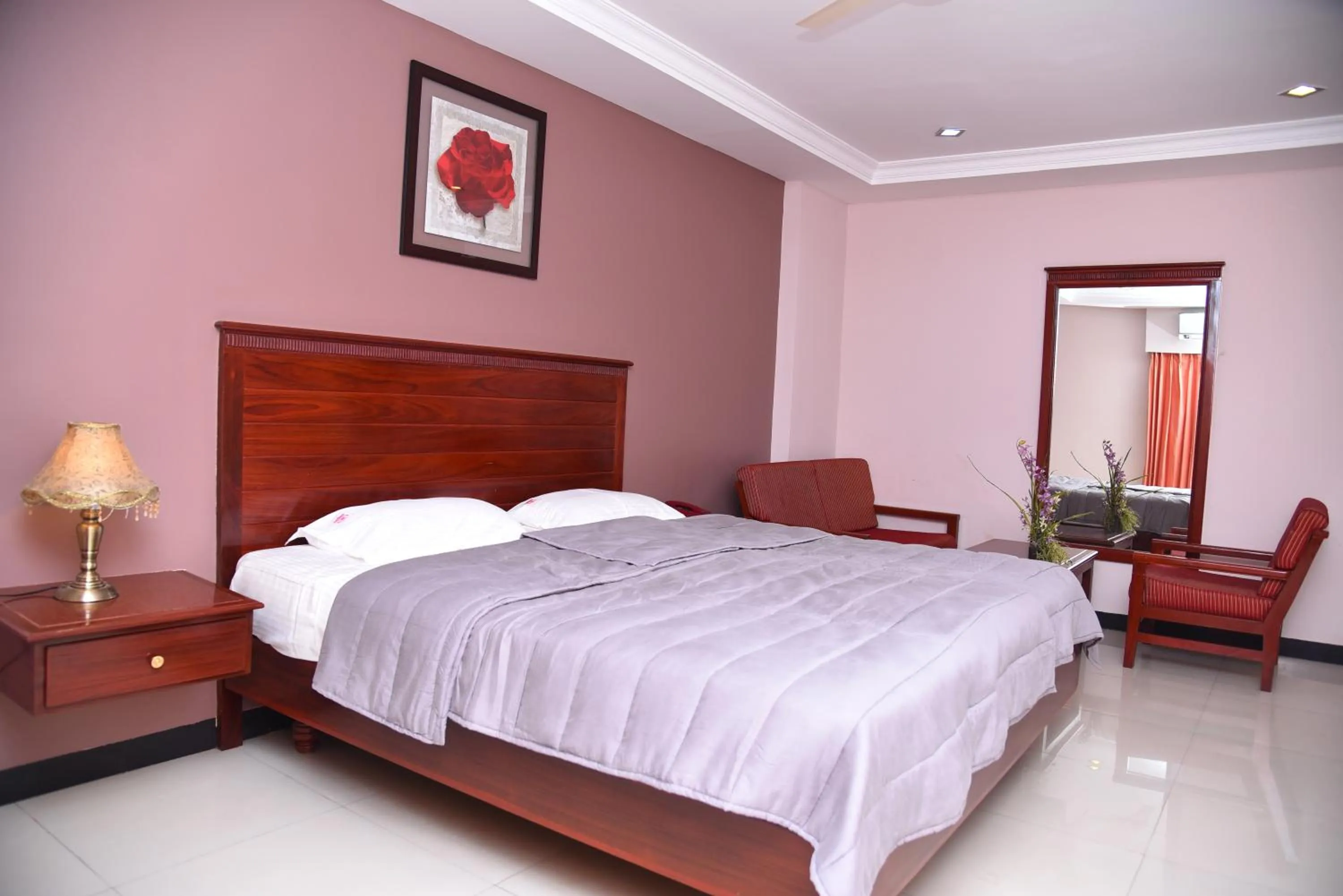 Bedroom, Bed in Hotel Subhalakshmi Palace