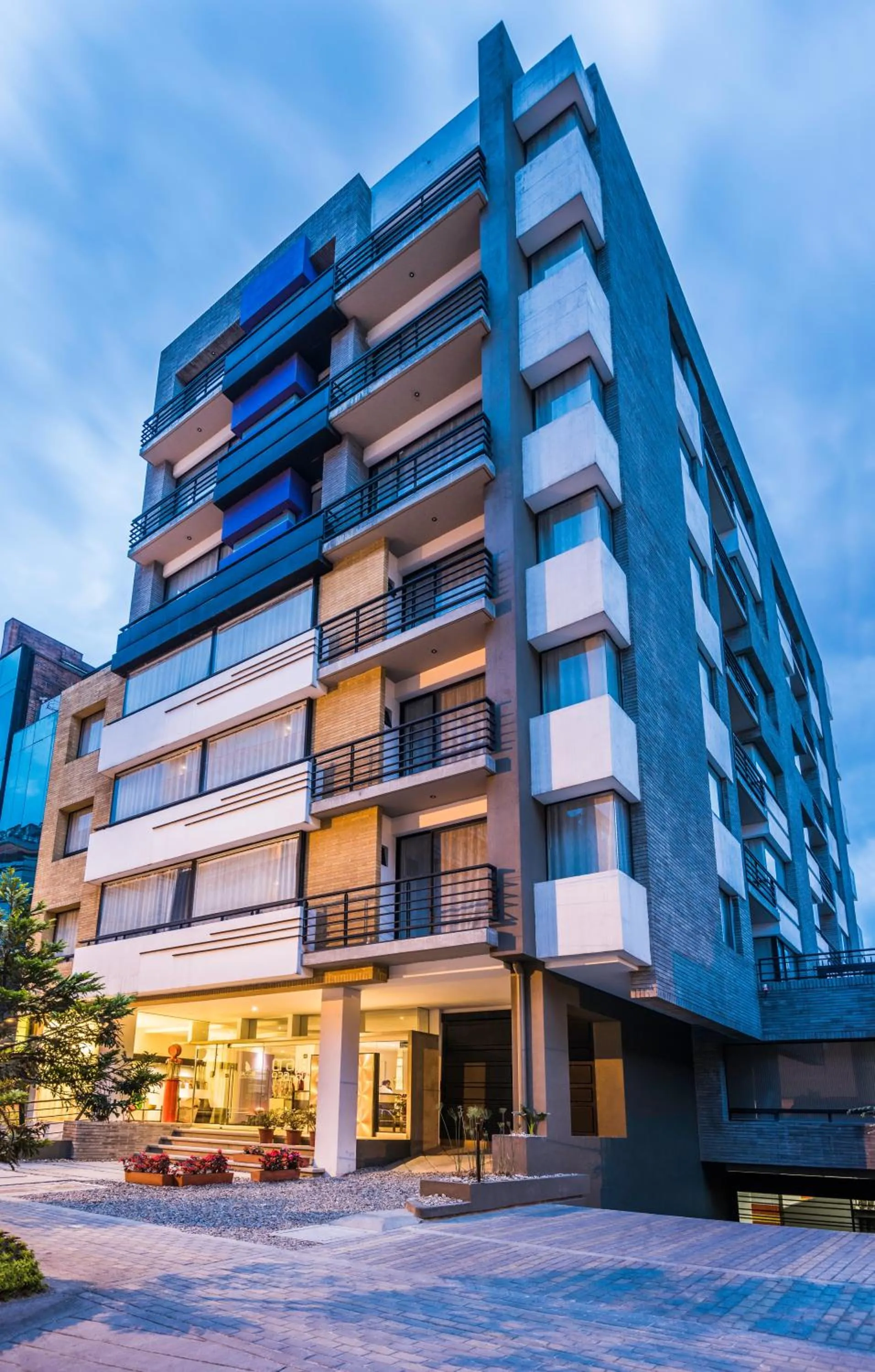 Property building in Hotel Viaggio Nueve Tres