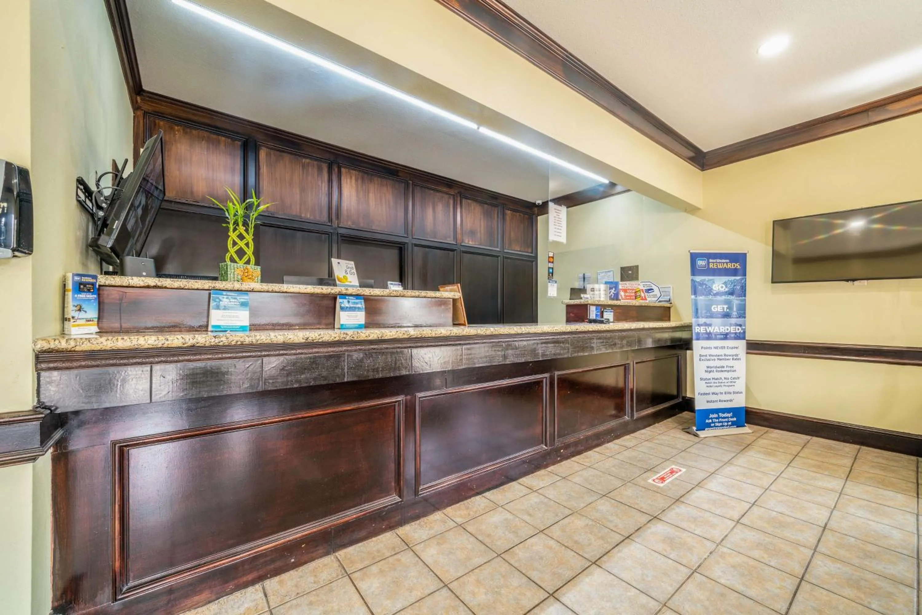 Lobby or reception in Best Western Inn of Jasper