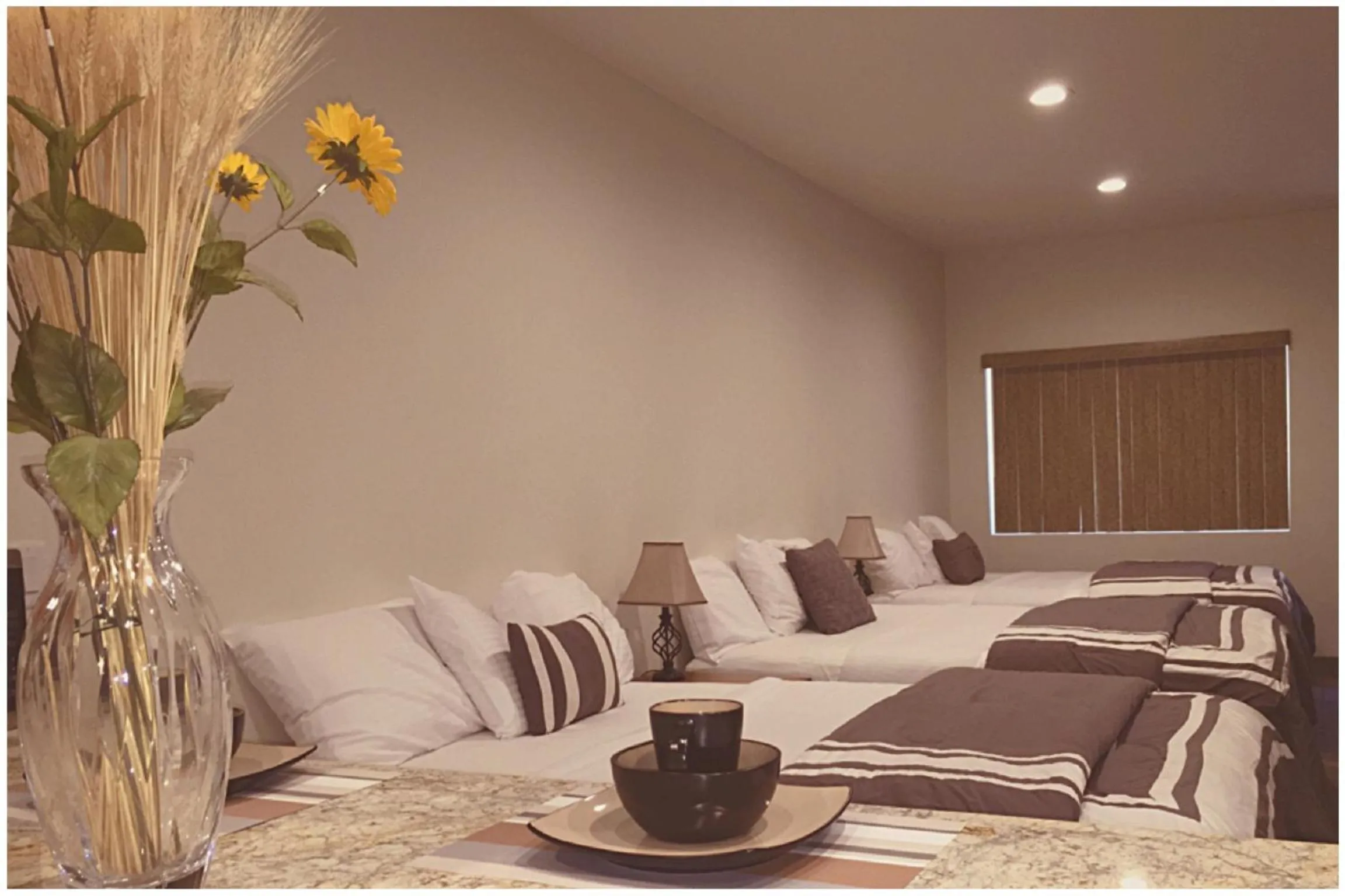 Bedroom, Bed in Harbour Inn