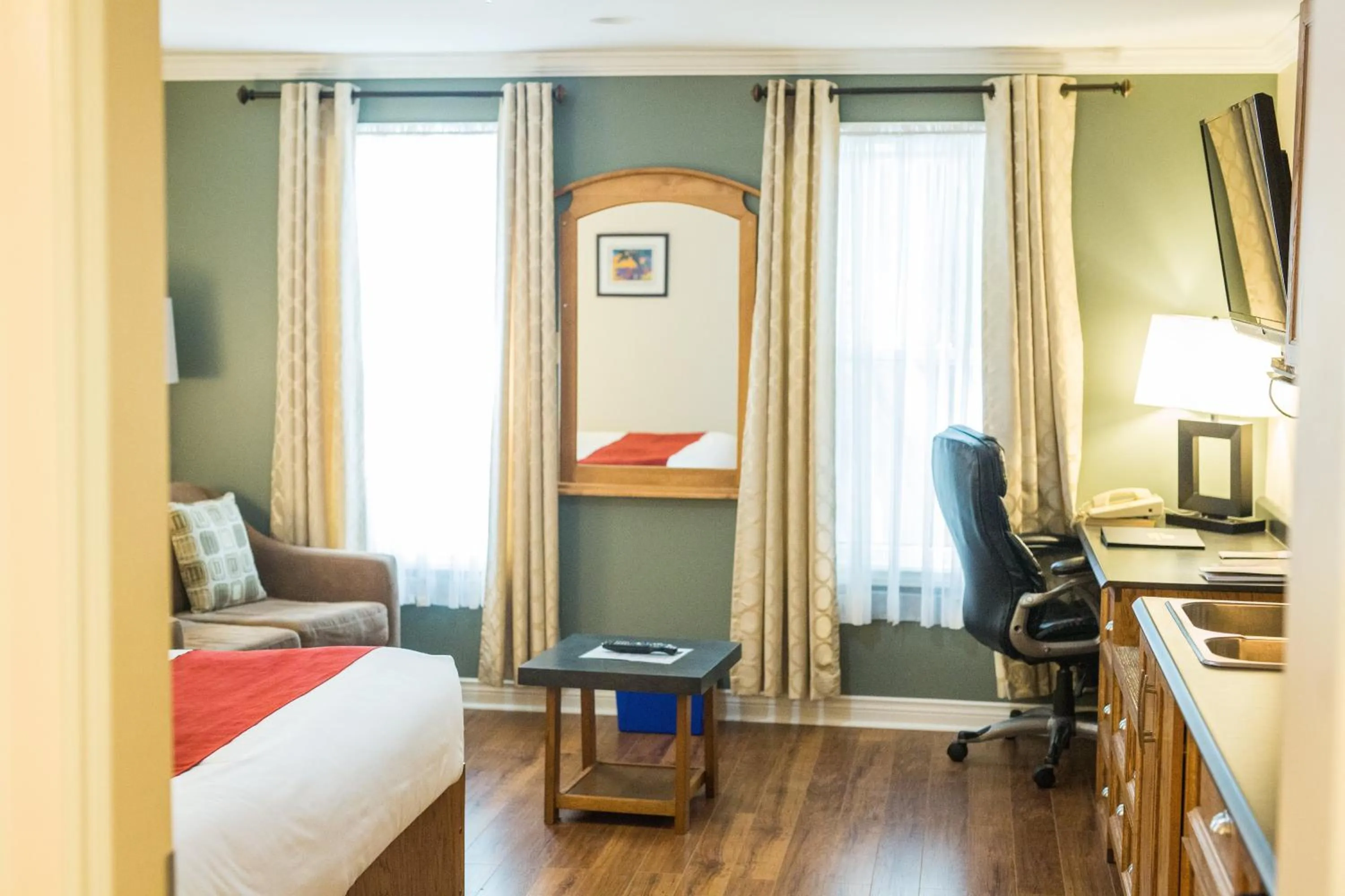 Bed in The Harbour House