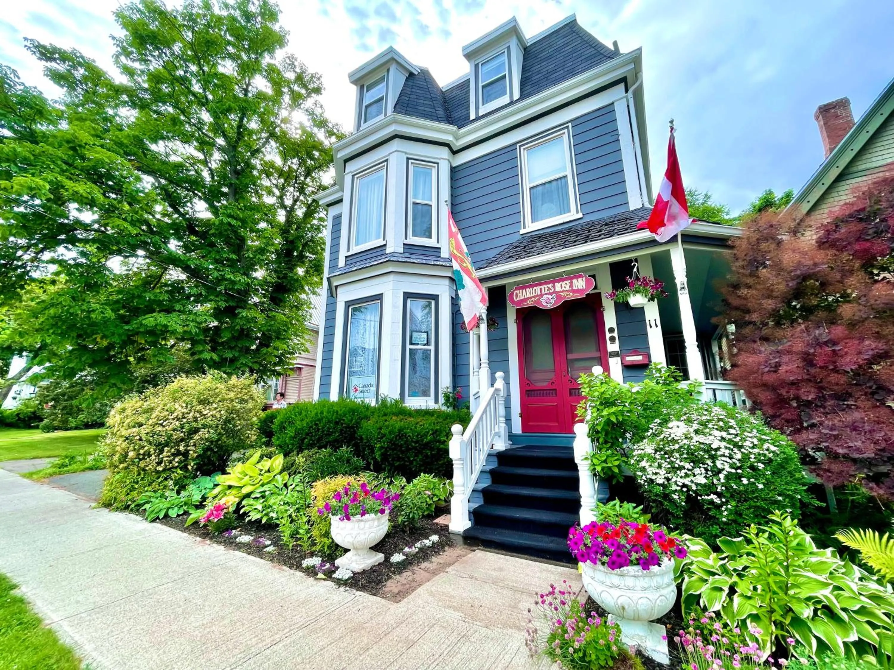 Charlotte's Rose Inn