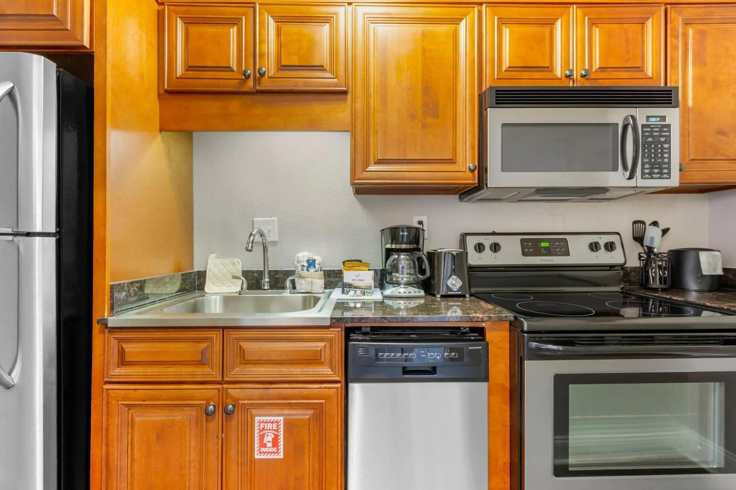 Bedroom in Church Street Inn Historic Charleston, Ascend Collection Hotel