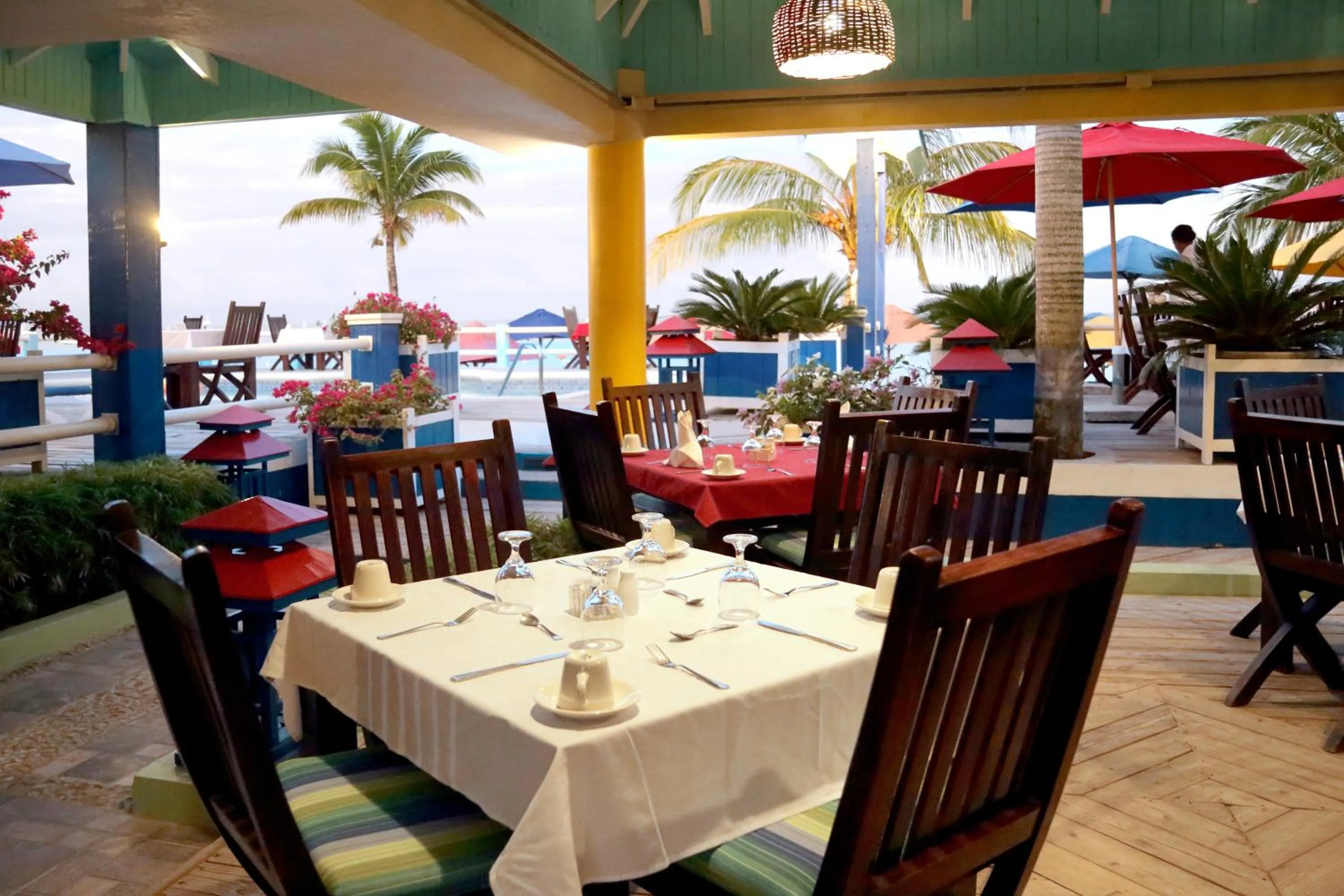 Restaurant/places to eat in Negril Palms