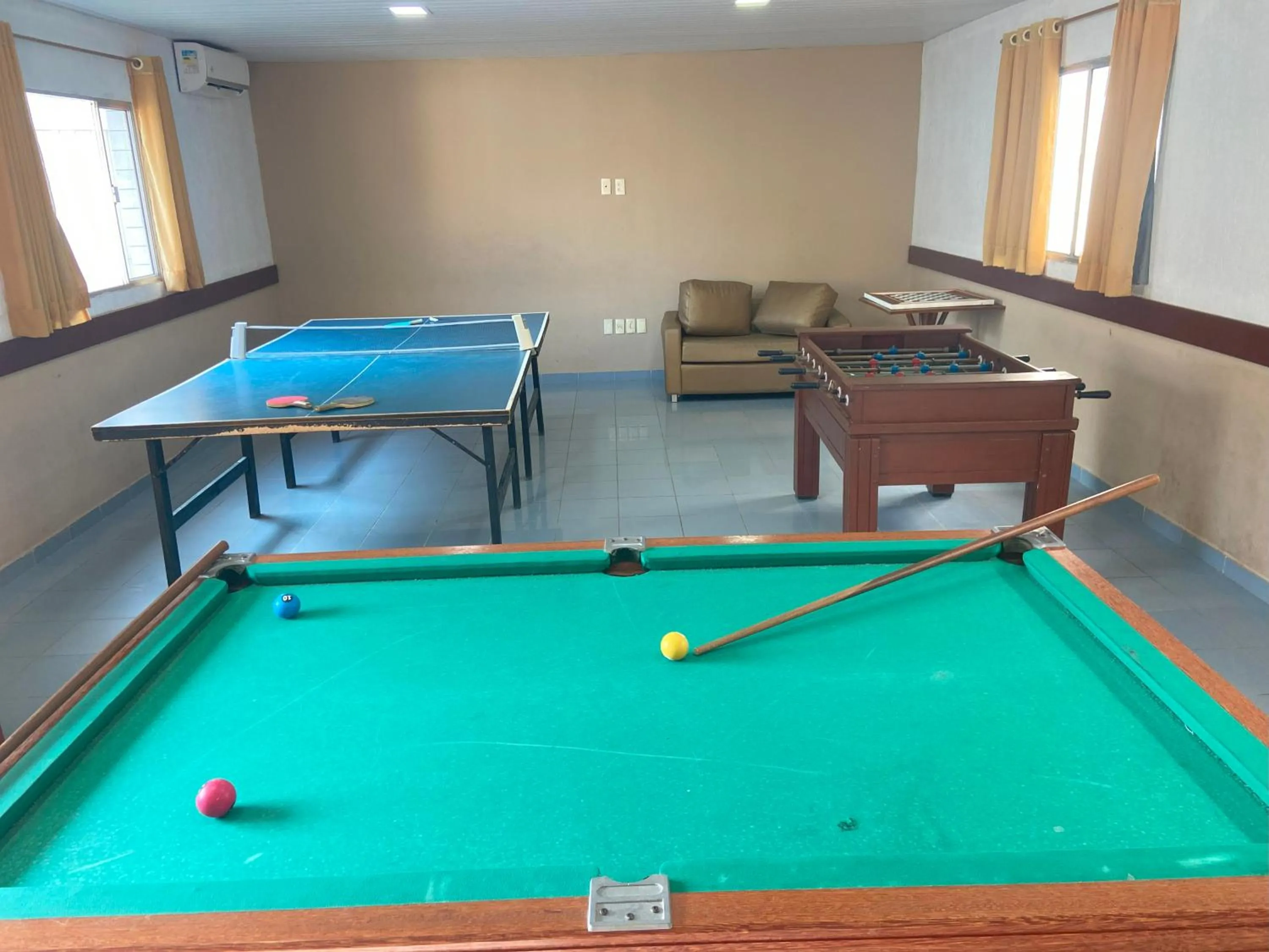 Billiard in Hotel Enseada dos Corais