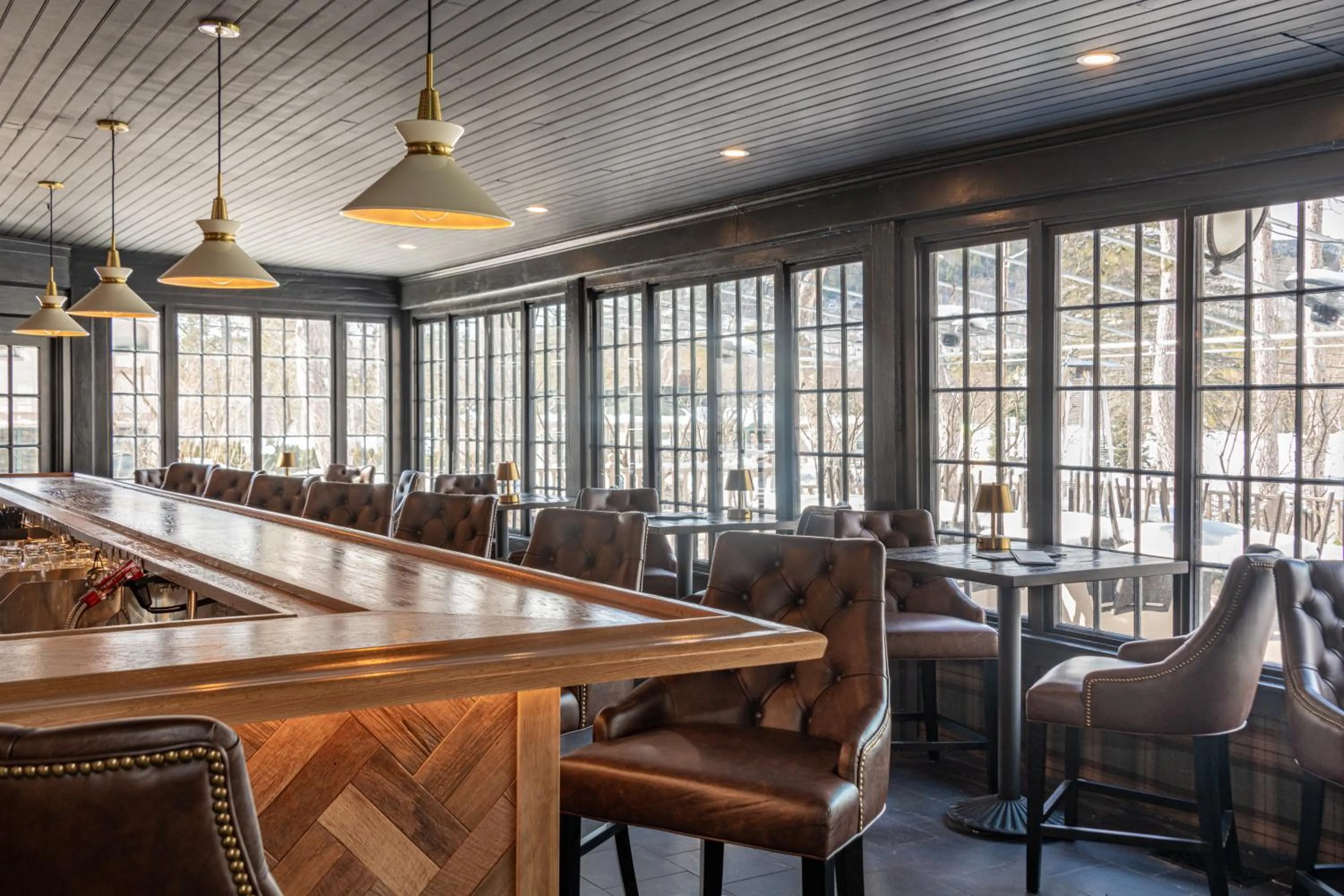 Restaurant/places to eat in The Wentworth