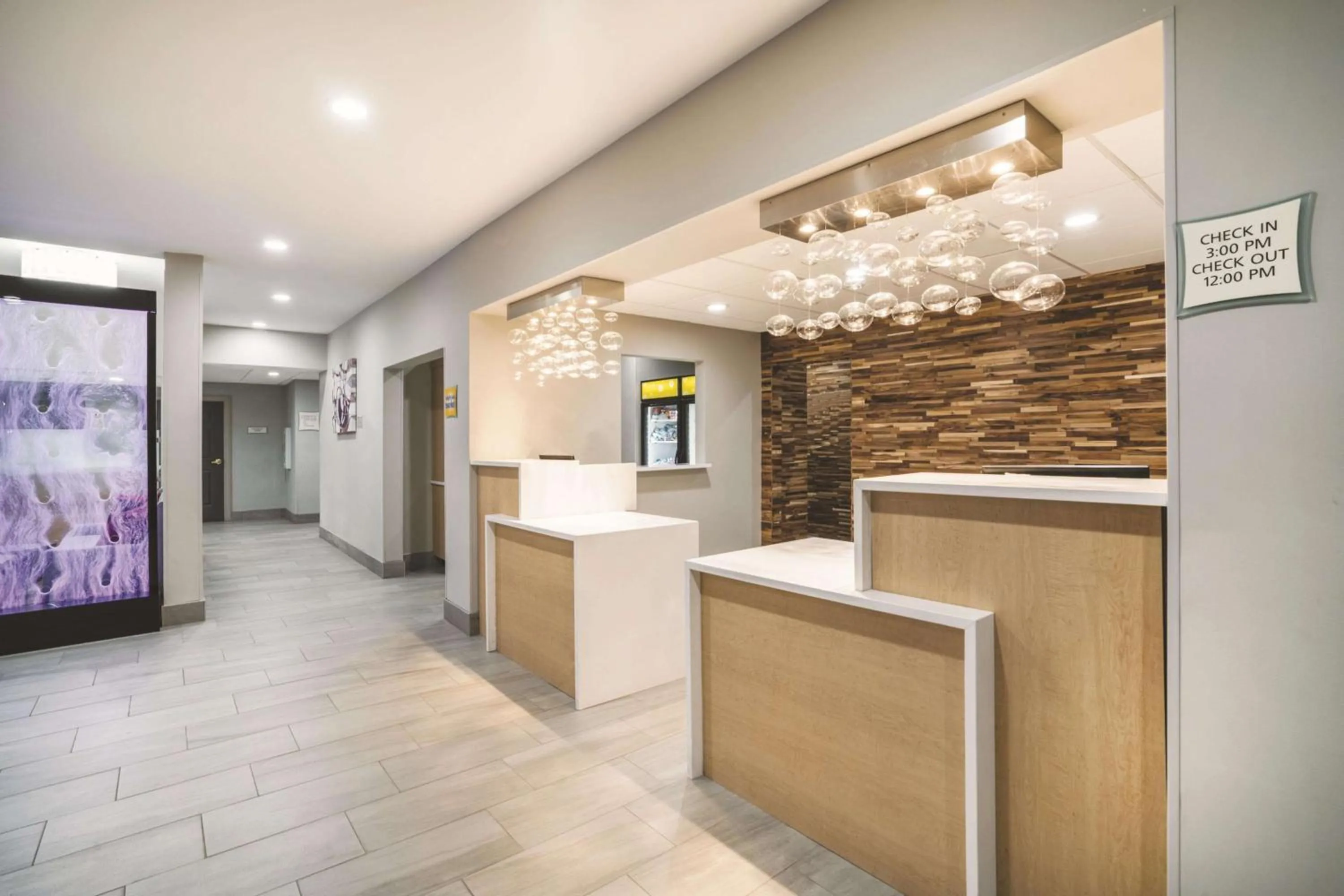 Lobby or reception in La Quinta by Wyndham Chattanooga North - Hixson