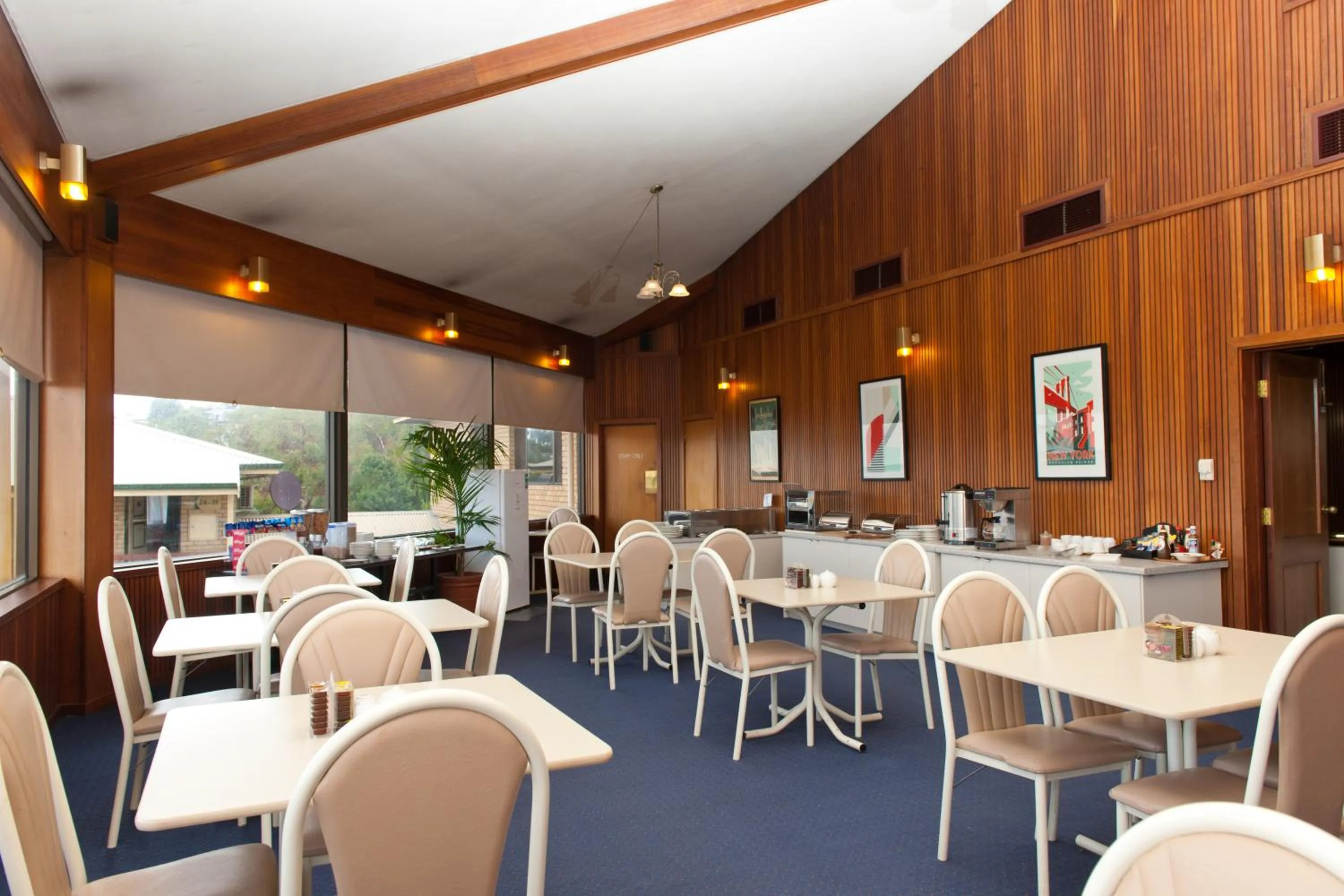 Continental breakfast in Admiral Motel Bunbury