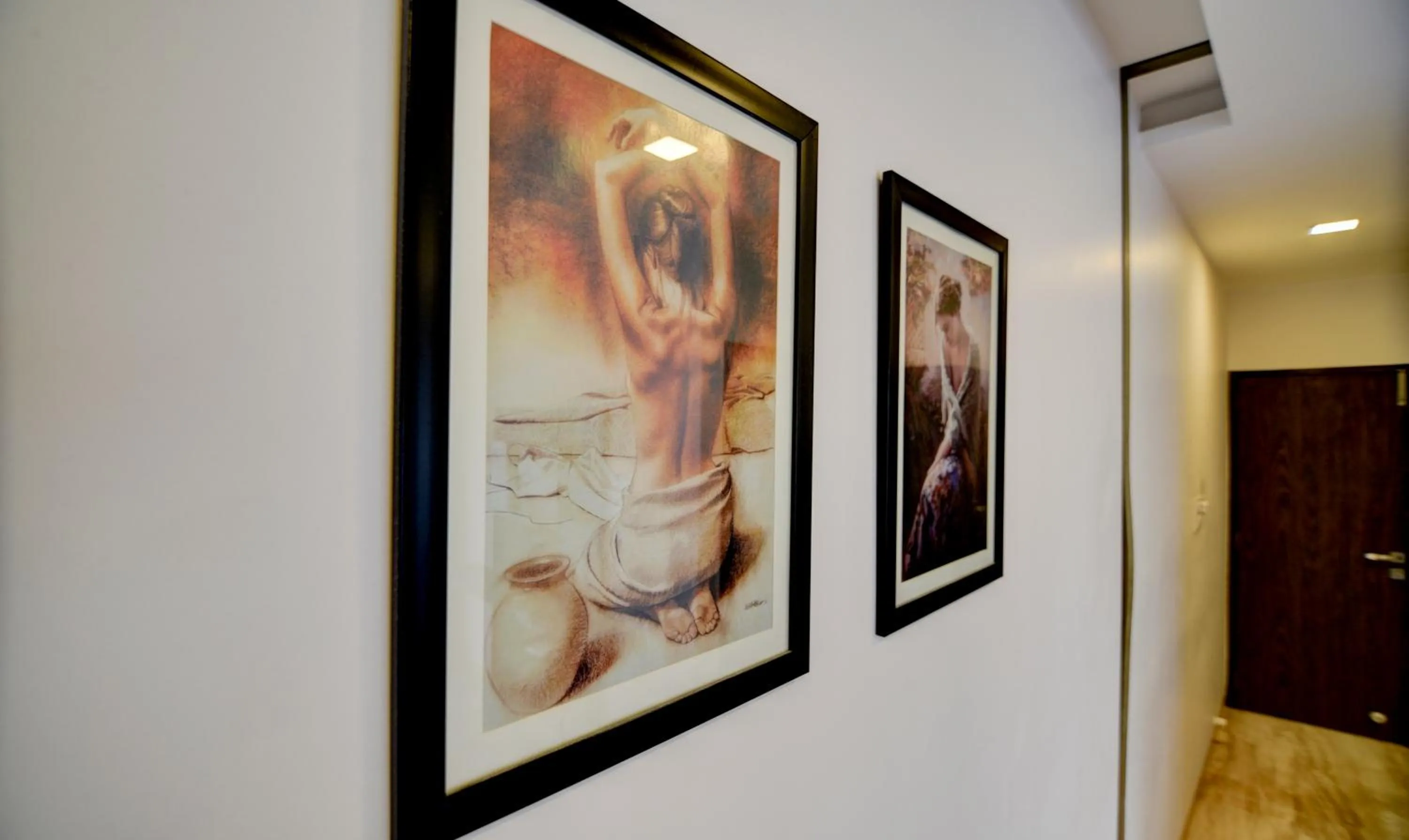 Decorative detail in Treebo Kuval Inn