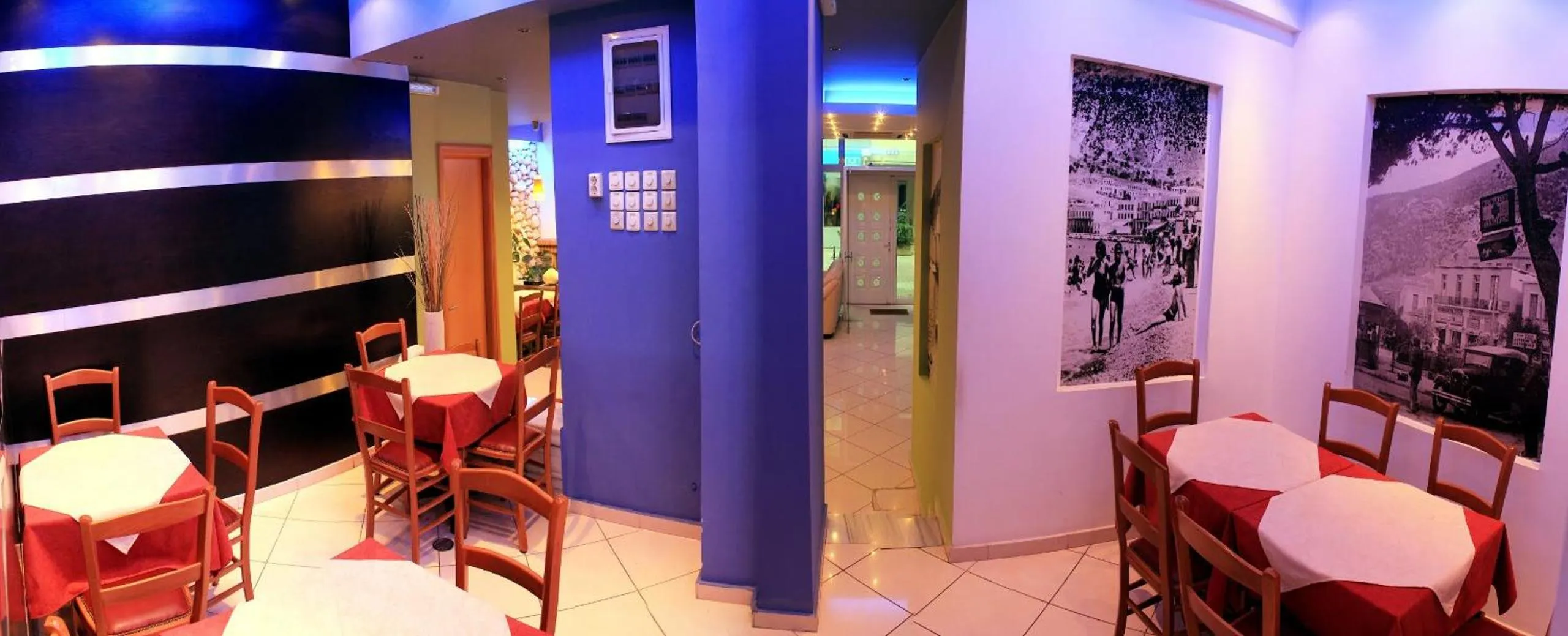 Restaurant/places to eat in Hotel Segas