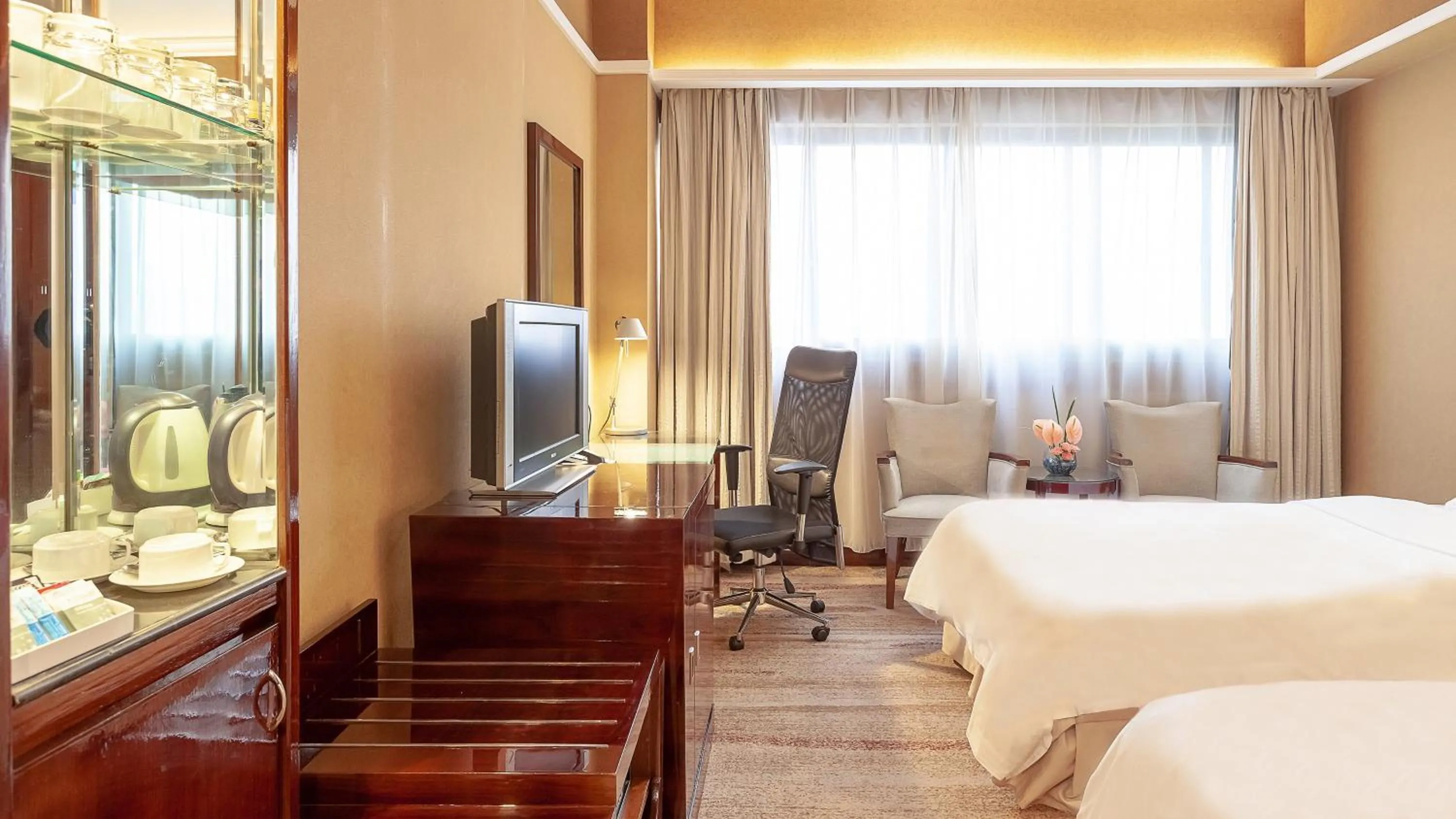 Photo of the whole room in Holiday Inn Hefei by IHG