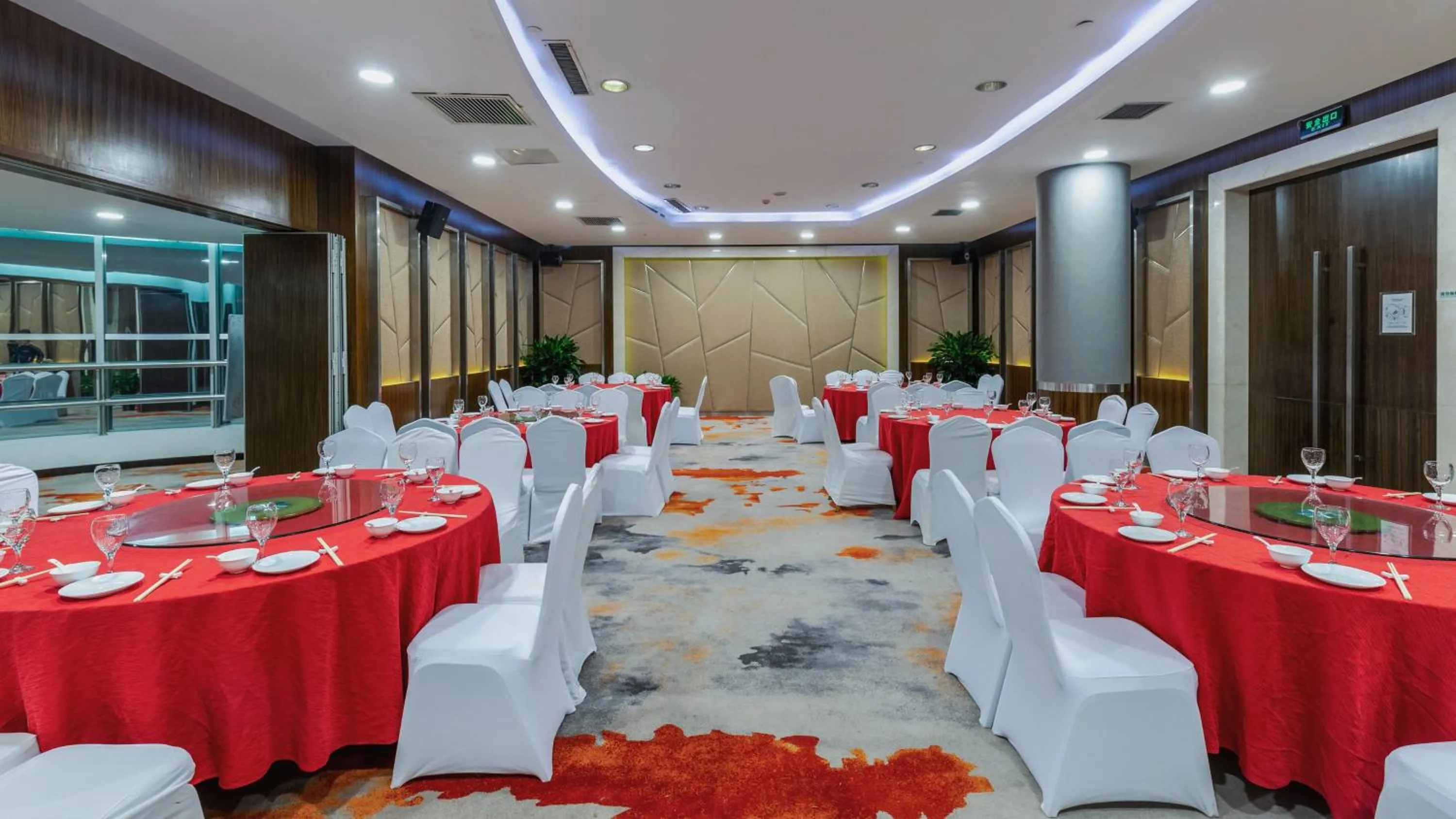 Meeting/conference room in Holiday Inn Hefei by IHG