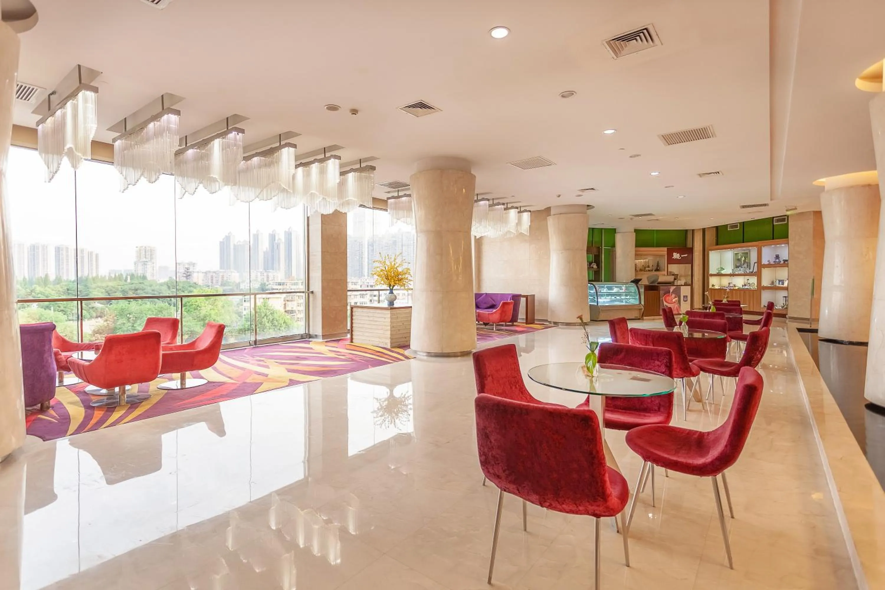 Lounge or bar in Holiday Inn Hefei by IHG
