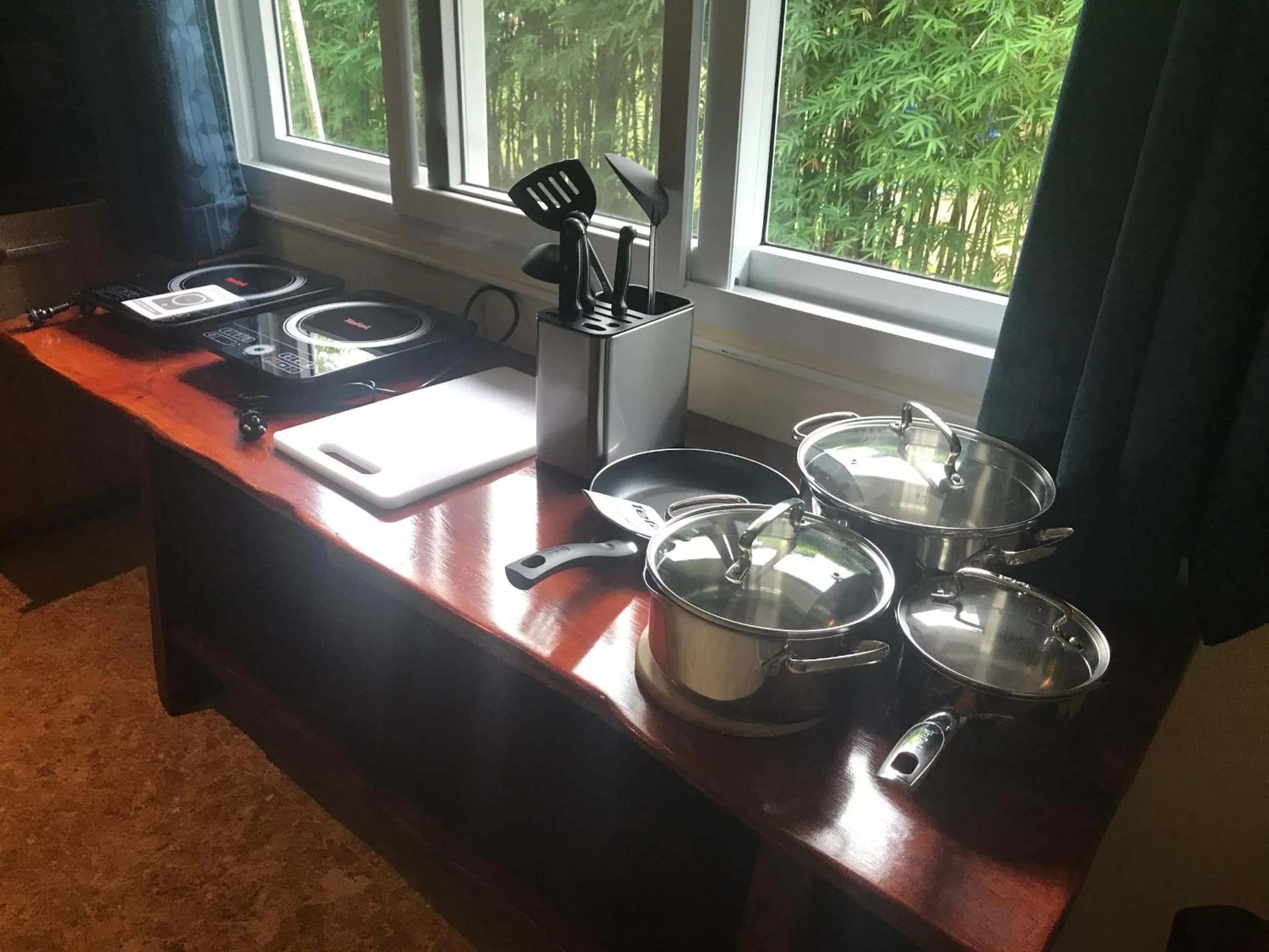 Kitchen or kitchenette in Garden Resort