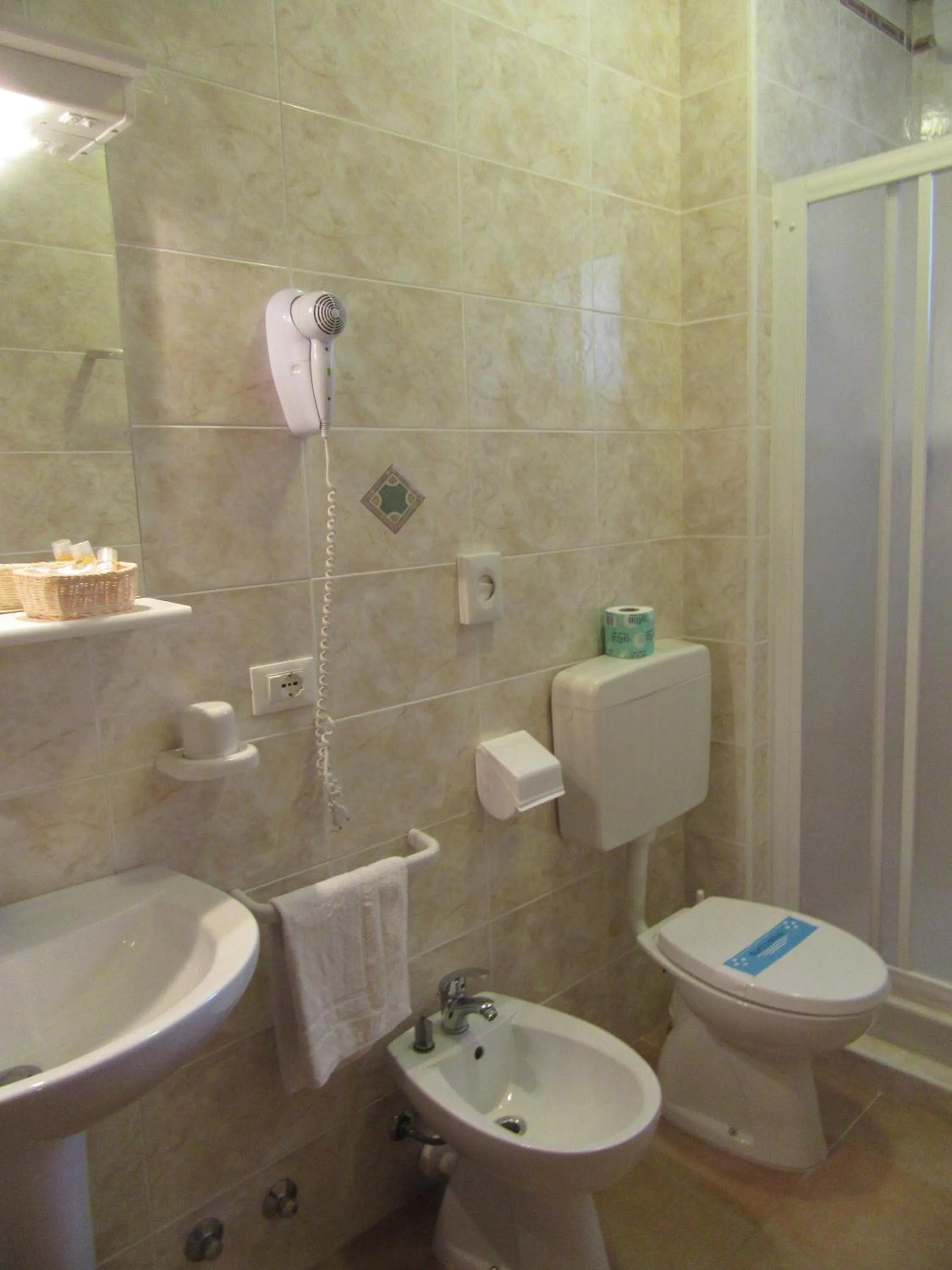 Bathroom in Hotel Nuova Graziosa