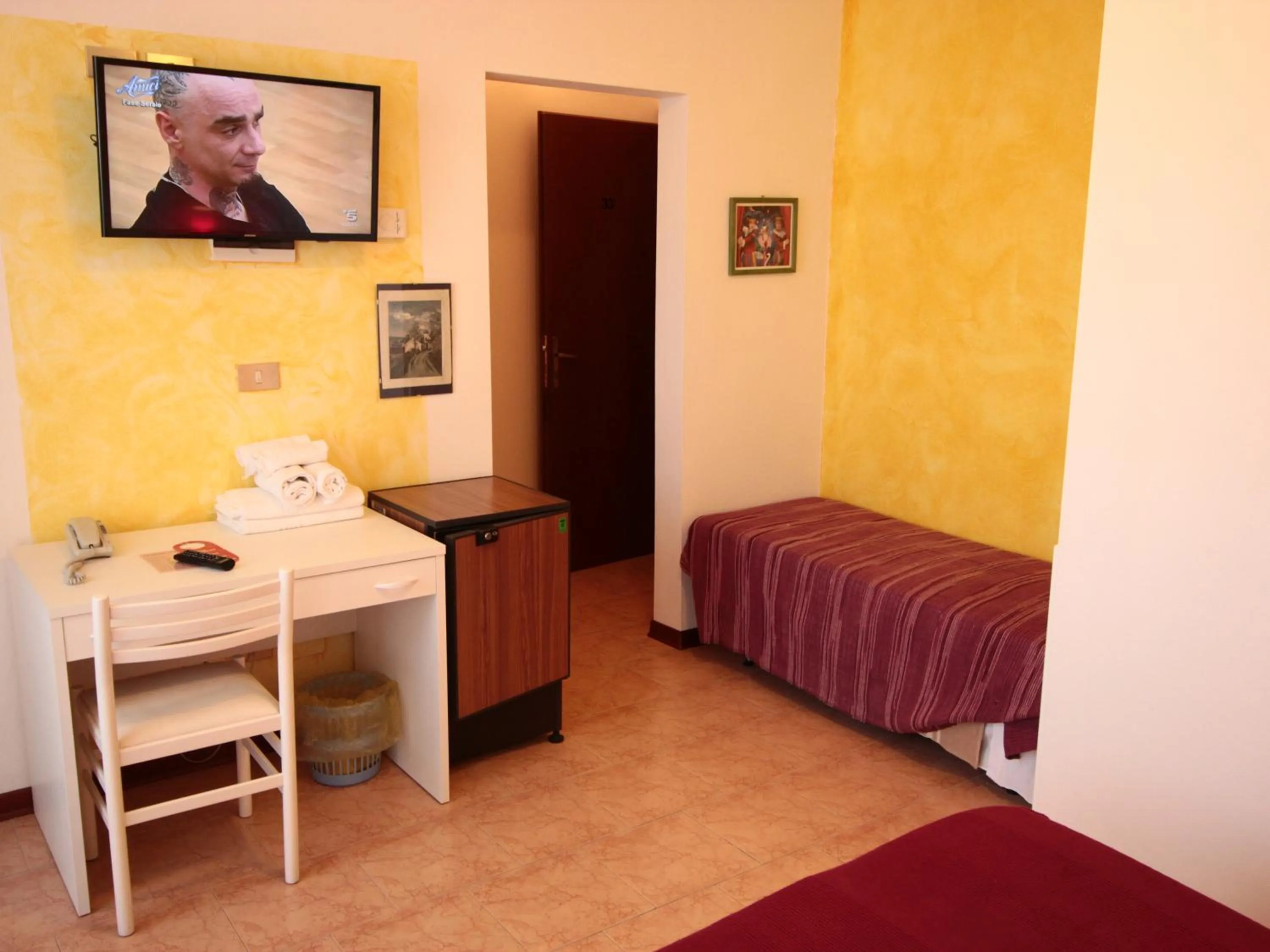 Photo of the whole room, Bed in Hotel Nuova Graziosa