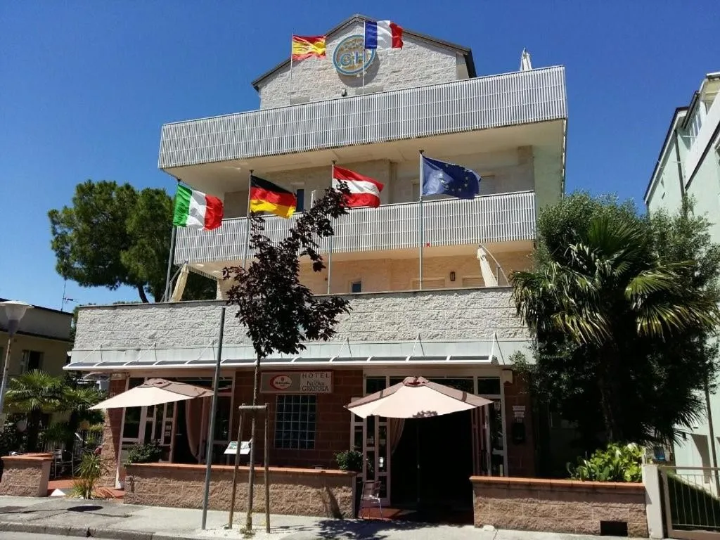 Property building in Hotel Nuova Graziosa