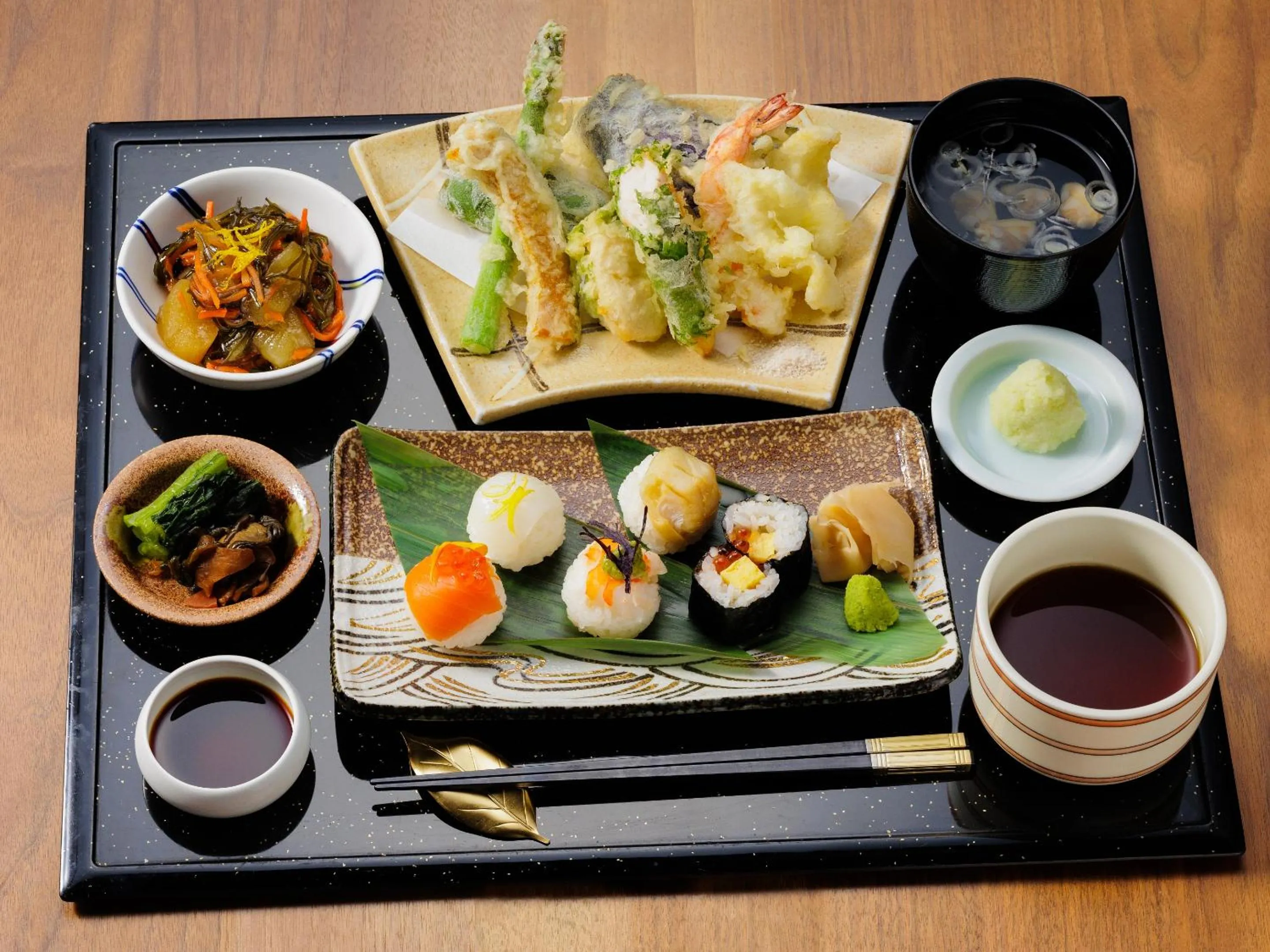 Lounge or bar in Hakuba Tokyu Hotel