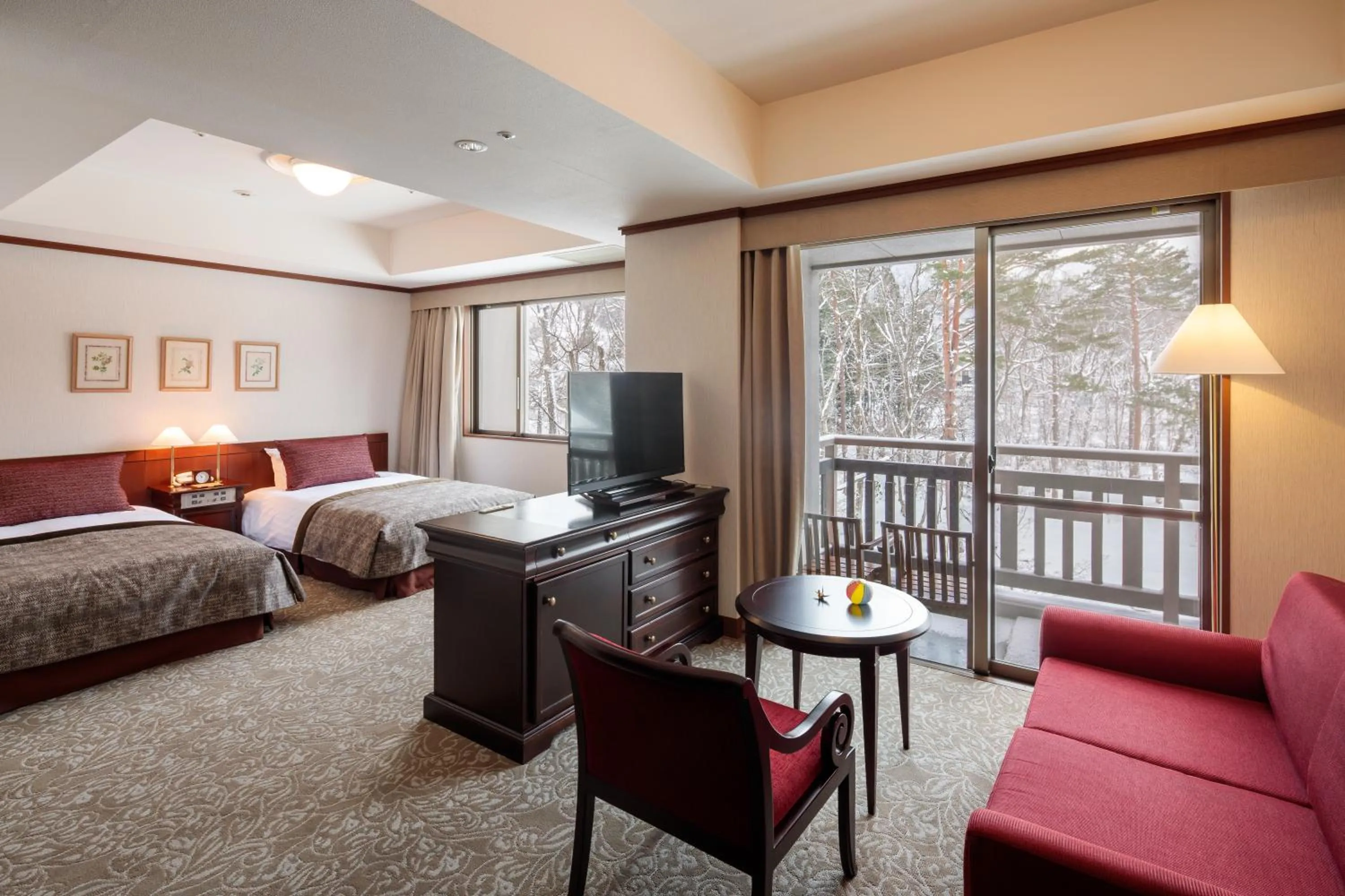 Photo of the whole room, Bed in Hakuba Tokyu Hotel