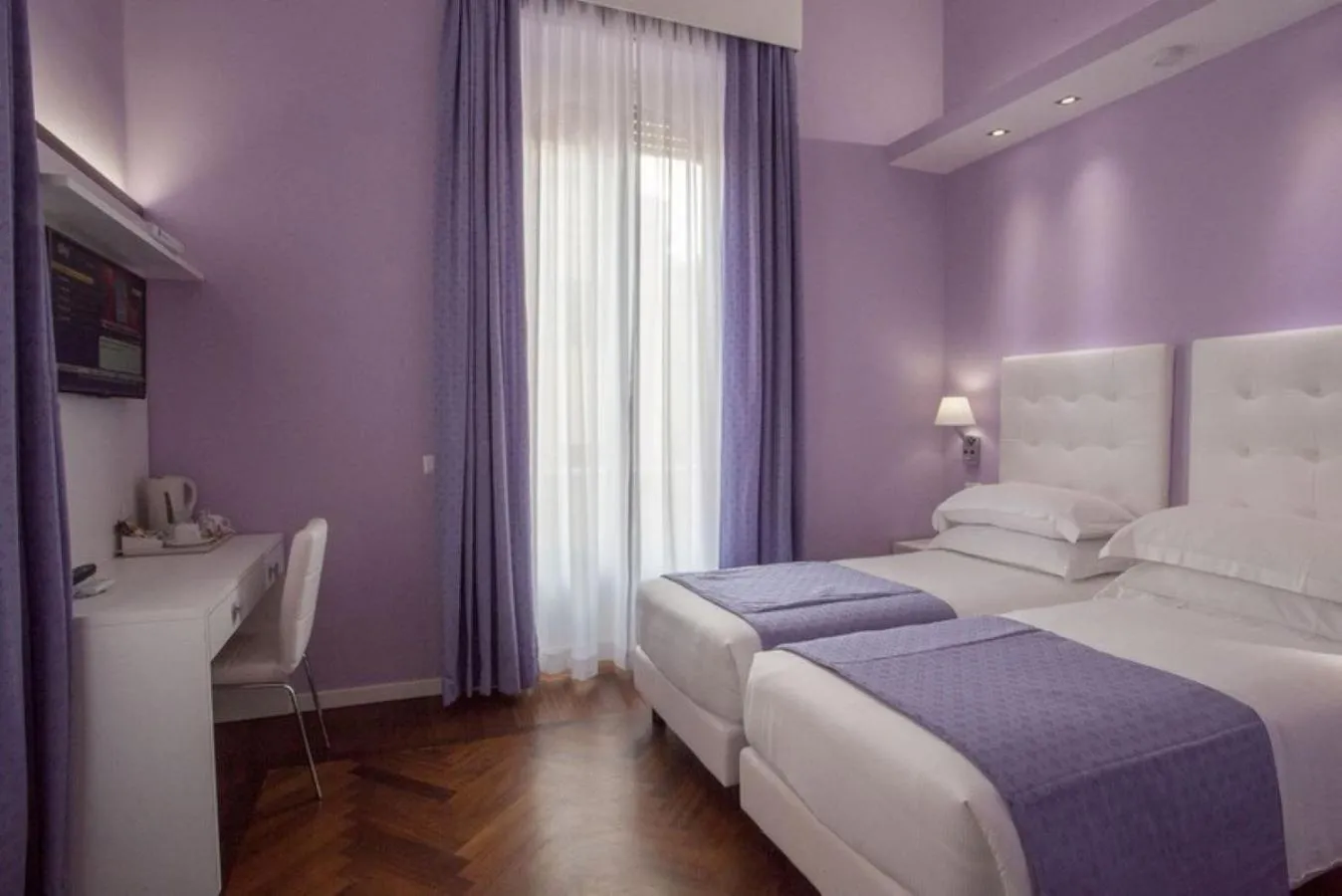 Photo of the whole room, Bed in Relais Villa Coppedè