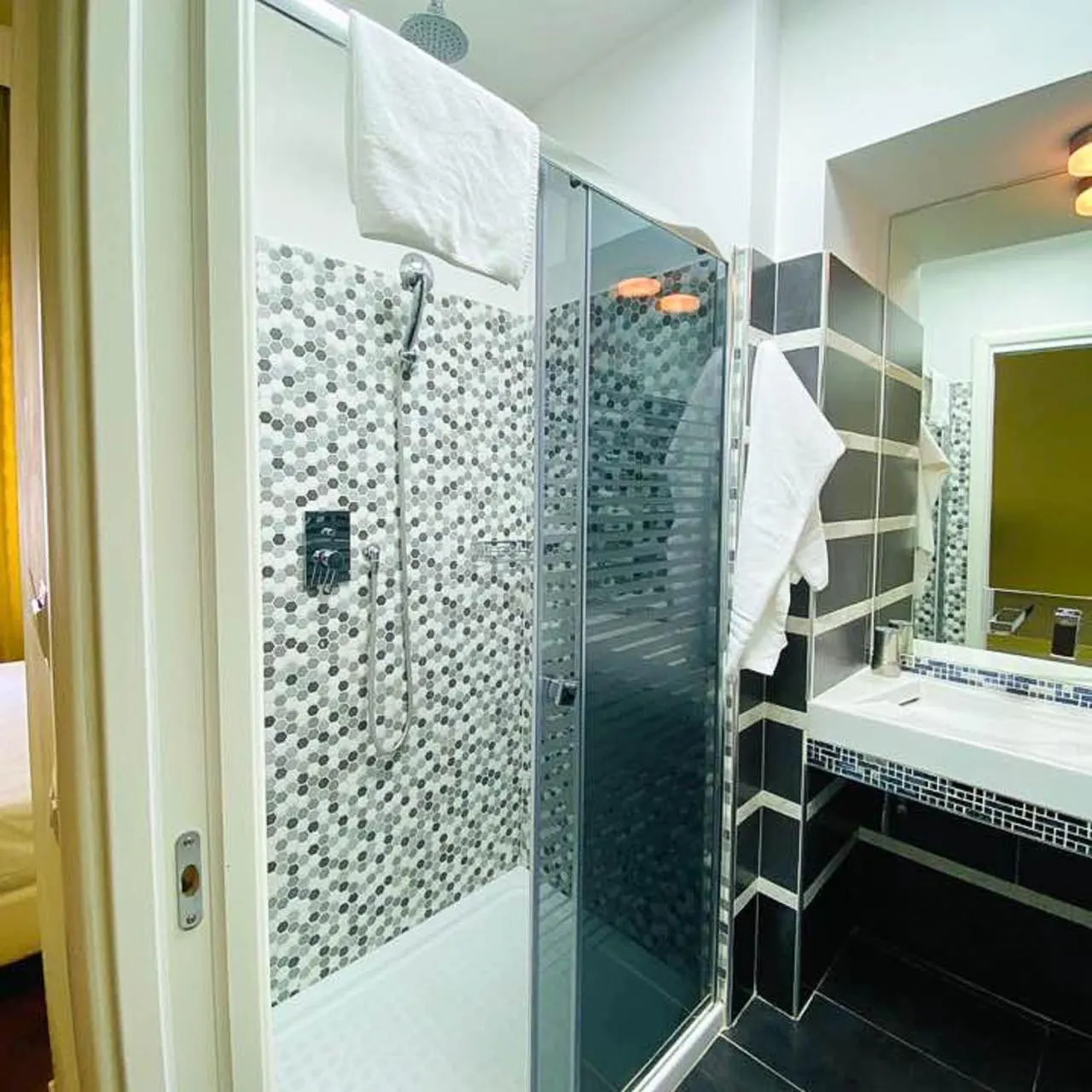 Bathroom in Relais Villa Coppedè