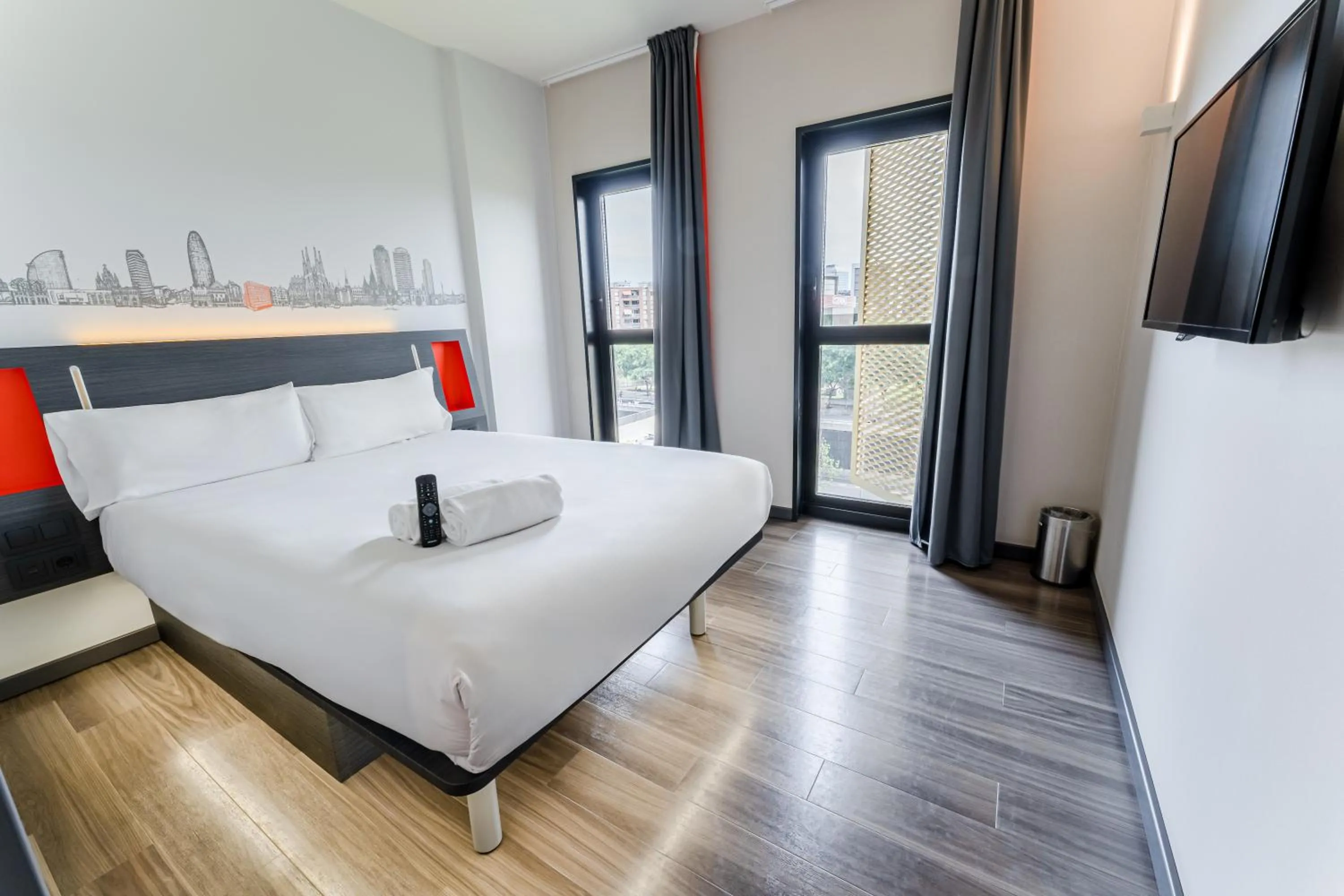 Bed in easyHotel Barcelona Fira