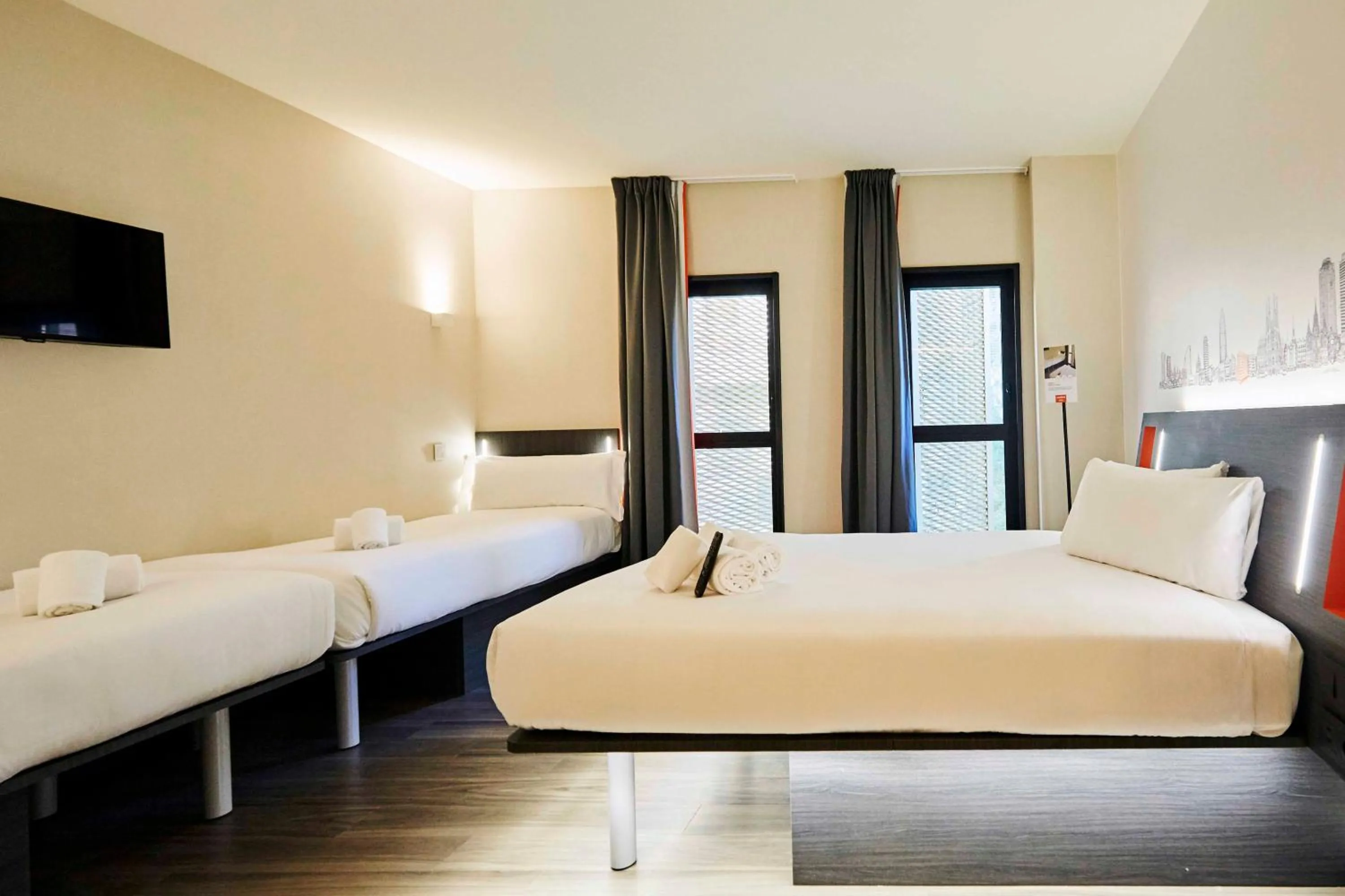 Bed in easyHotel Barcelona Fira