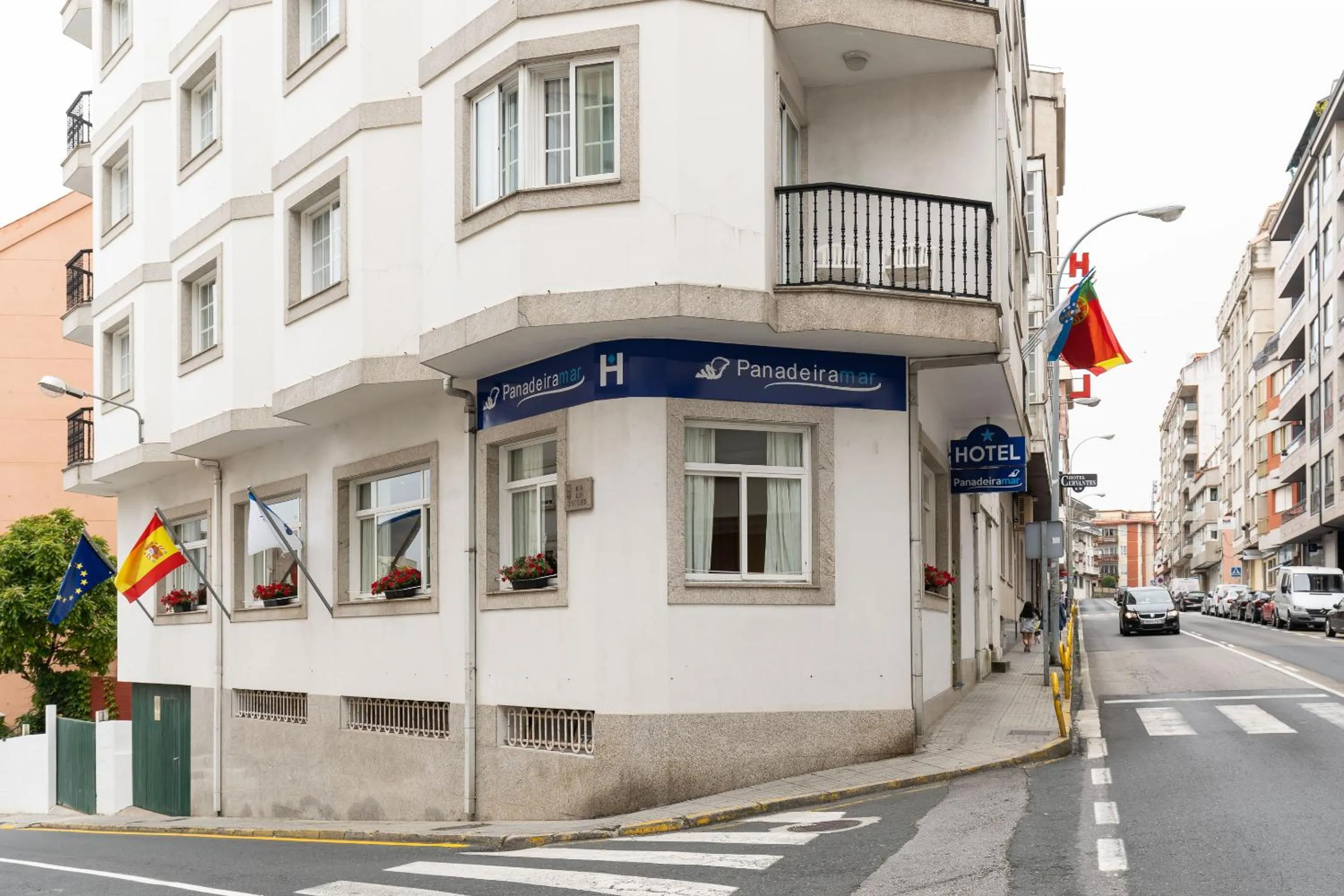 Property building in Hotel Panadeiramar