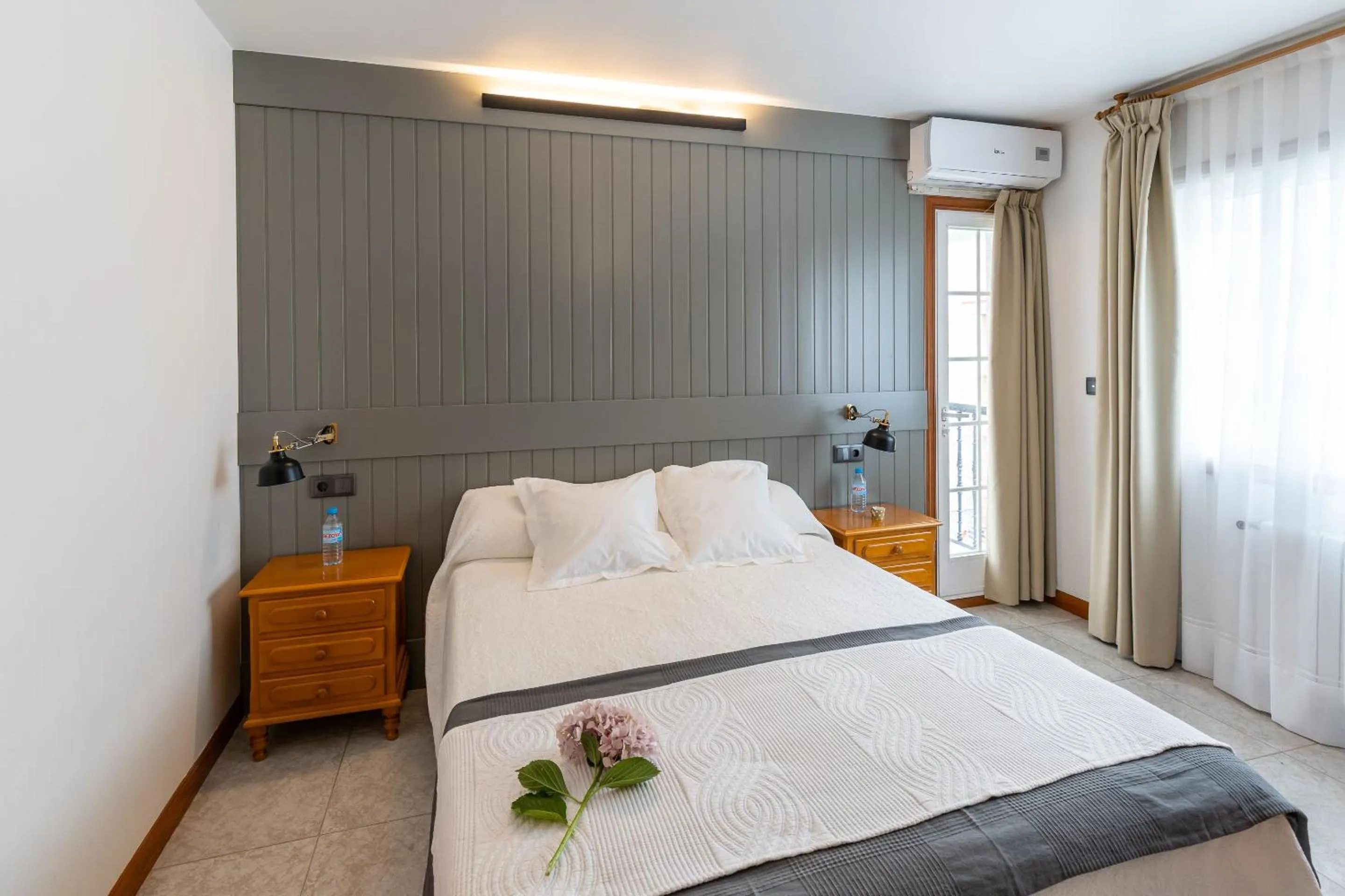 Photo of the whole room, Bed in Hotel Panadeiramar