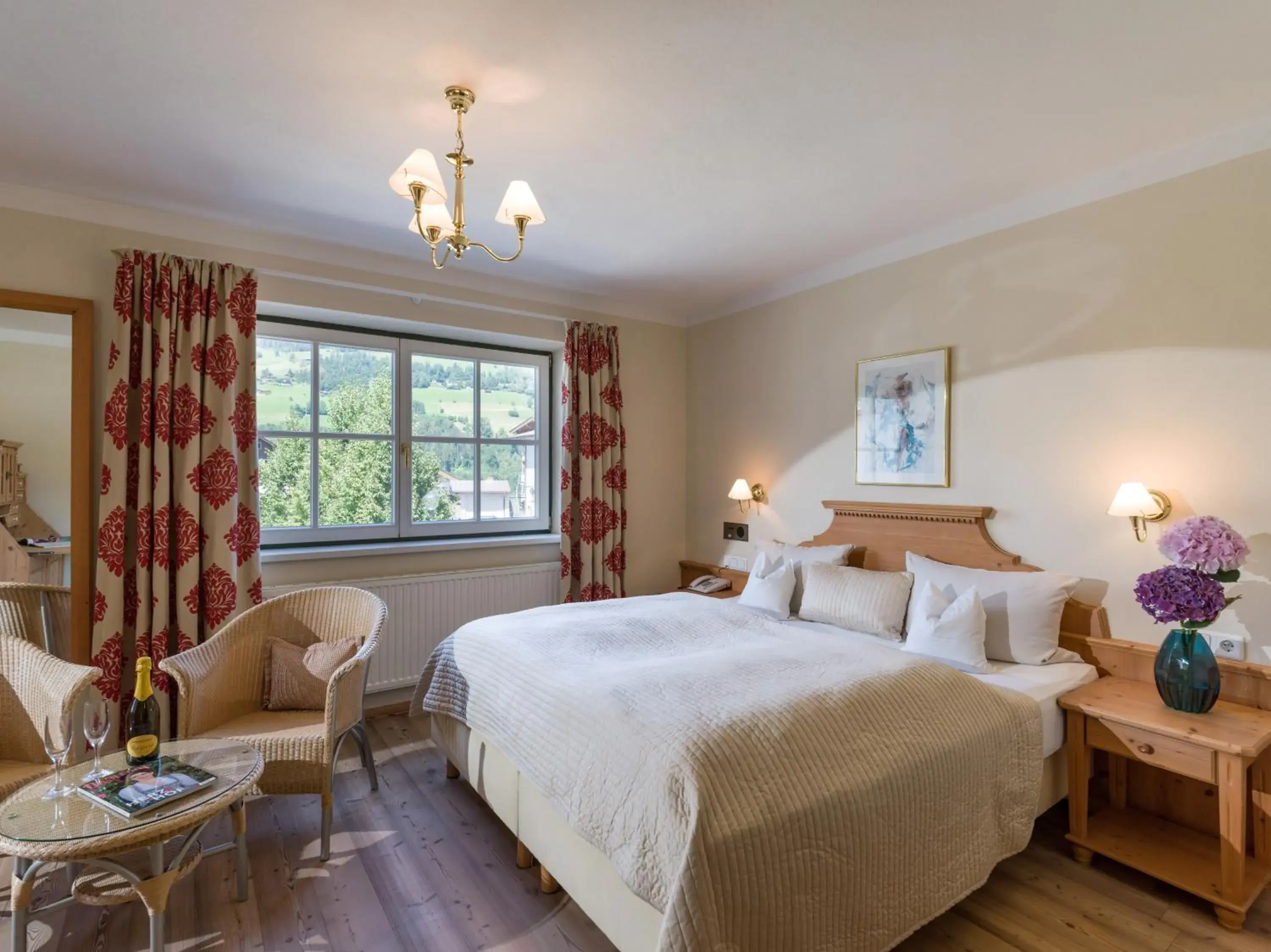 Double Room with Mountain View in Alpen Glück Hotel Villa Lisa garni Double Room with Mountain View in Alpen Glück Hotel Villa Lisa garni