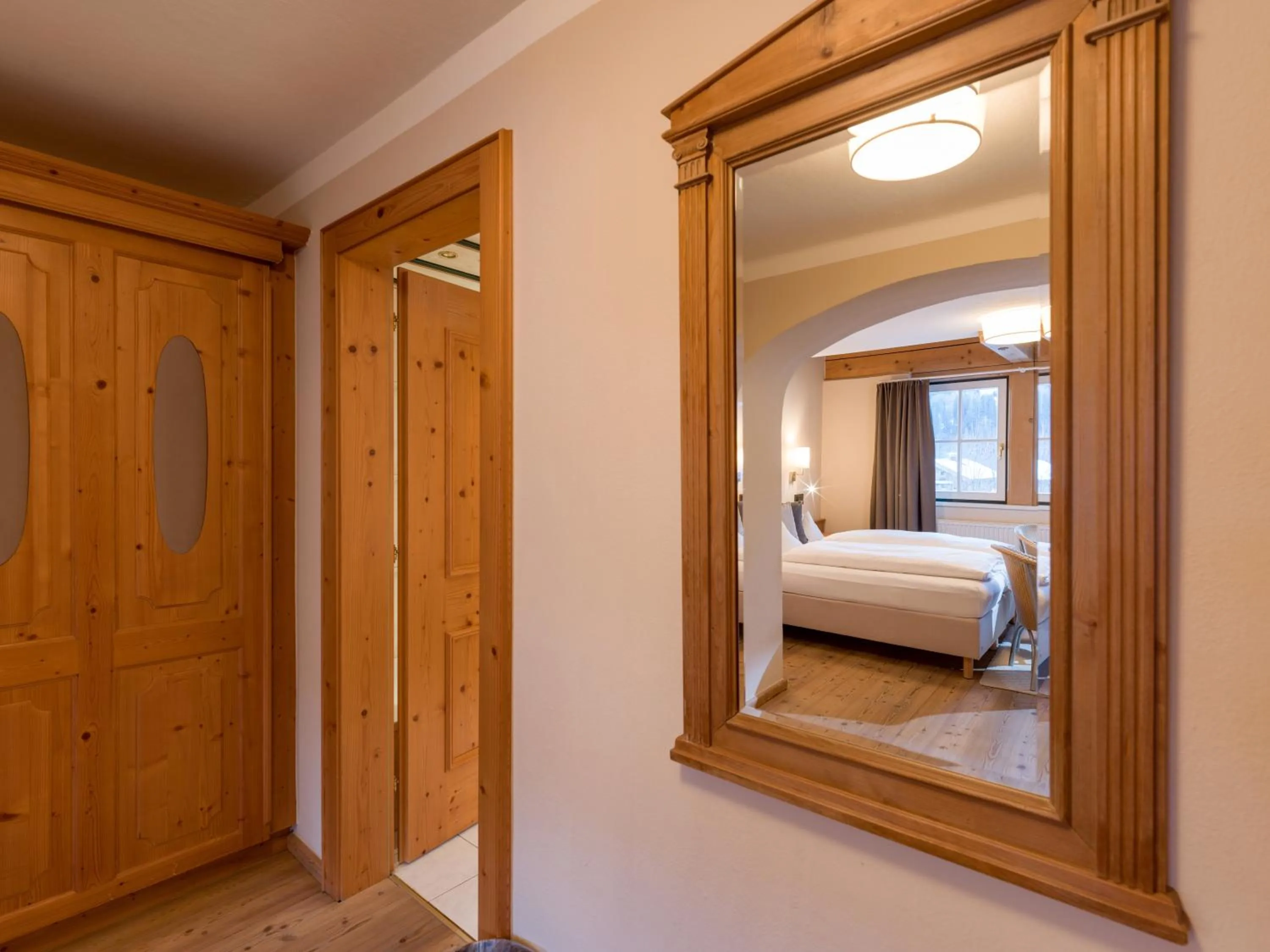 Photo of the whole room, Bed in Alpen Glück Hotel Villa Lisa garni