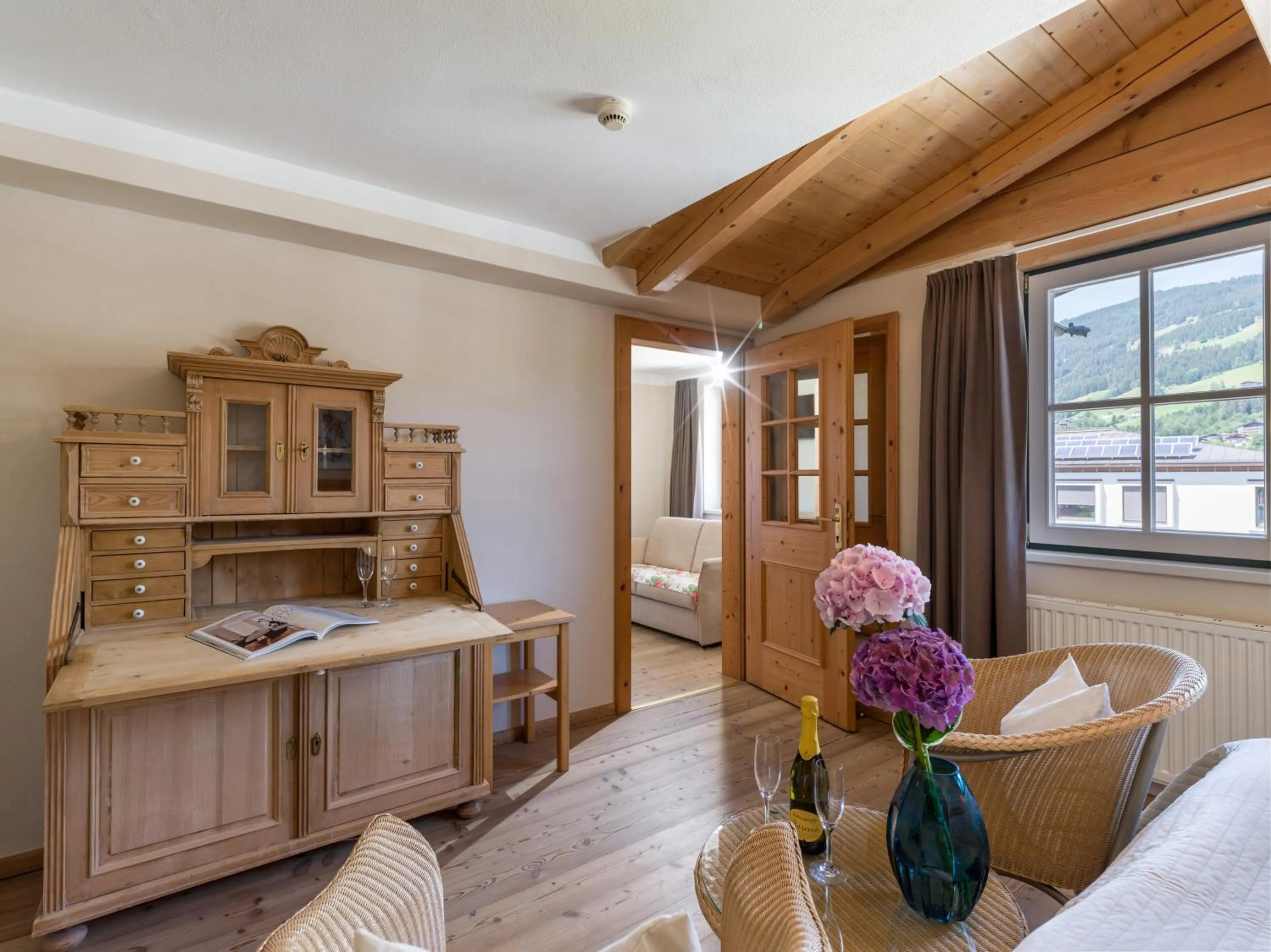 Photo of the whole room in Alpen Glück Hotel Villa Lisa garni